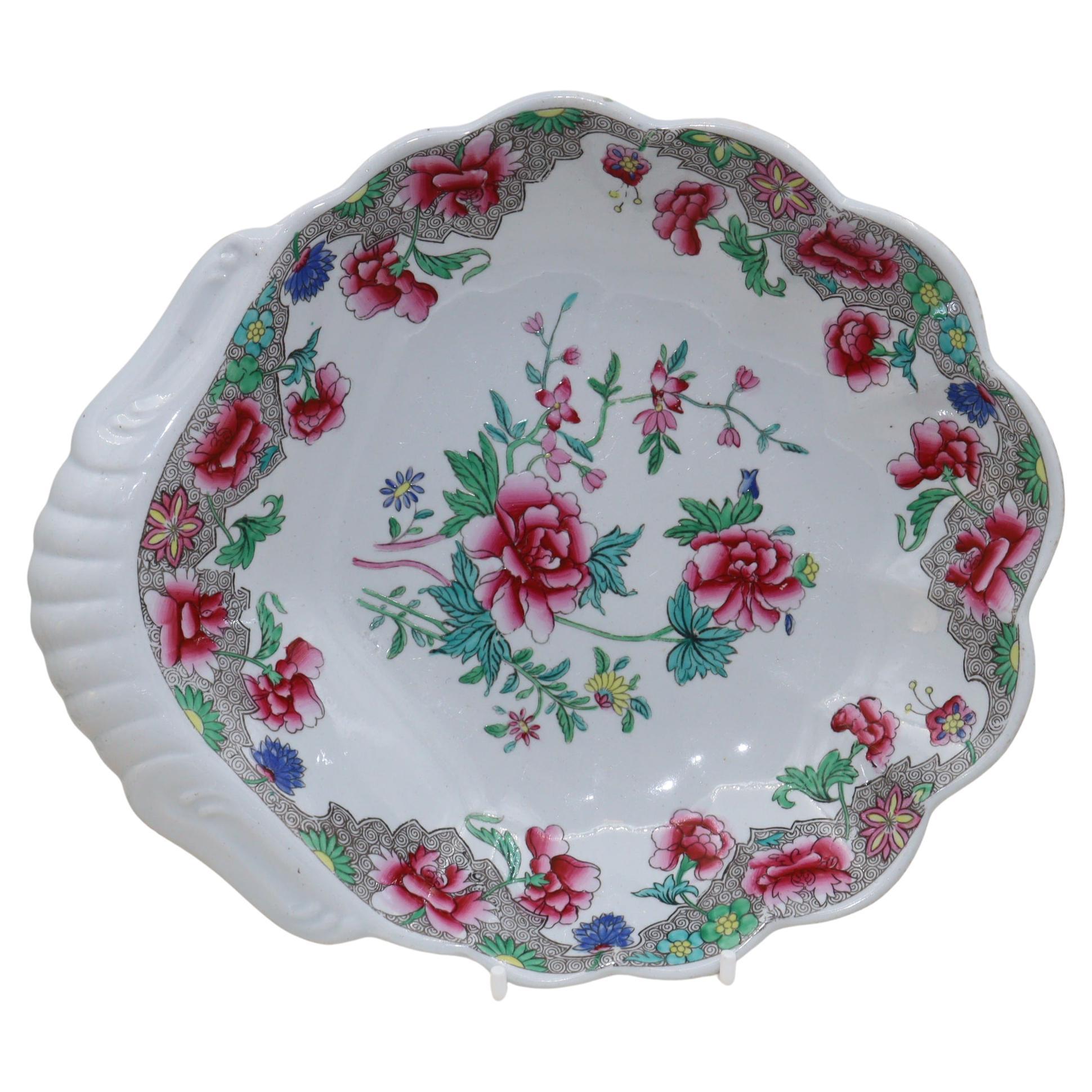 Spode shell shaped dessert bowl pattern 3125 For Sale