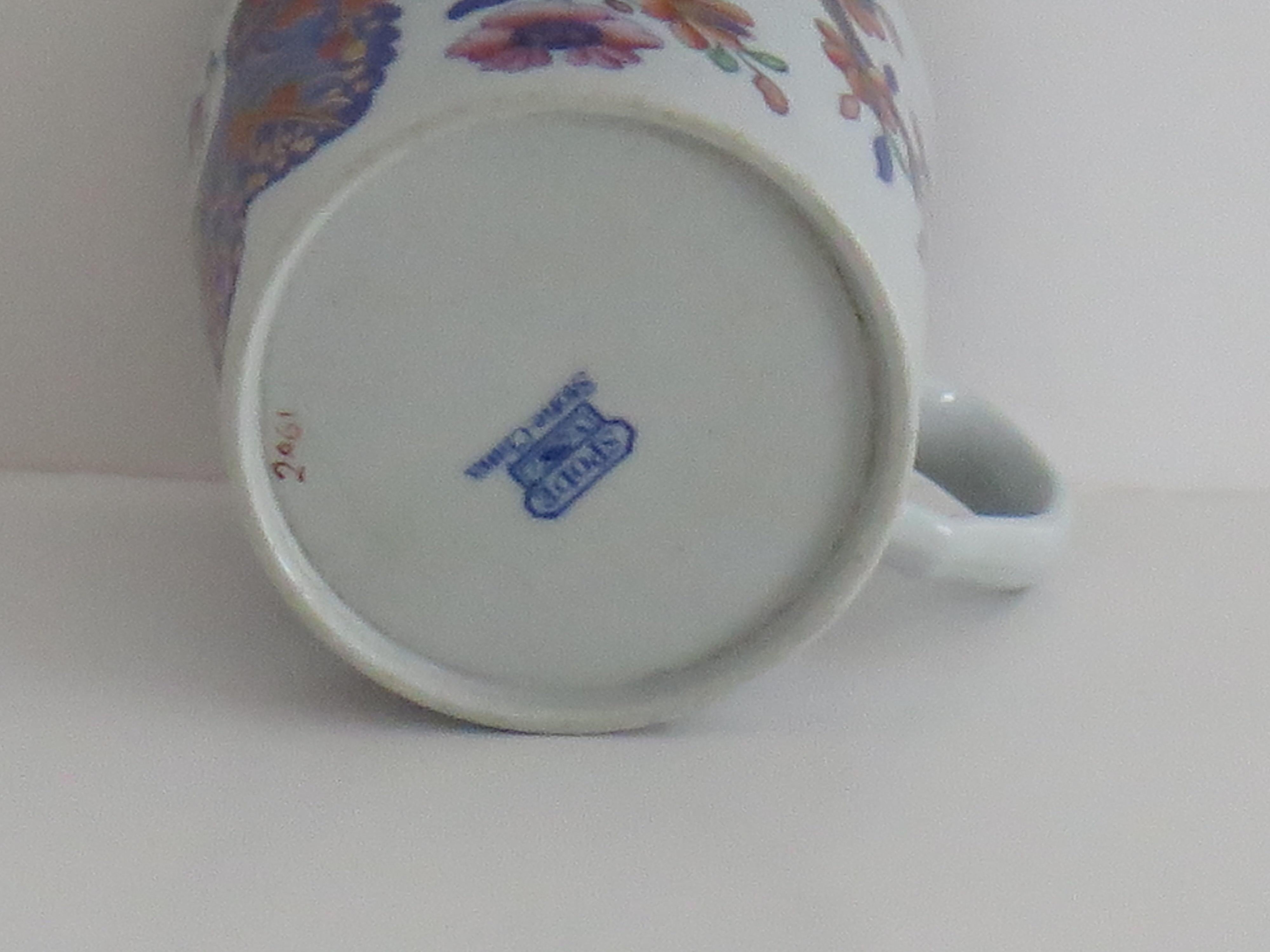 Dúo de cafetera y platito Spode de porcelana china con motivo de hoja de tabaco 2061, ca. 1820 en venta 3