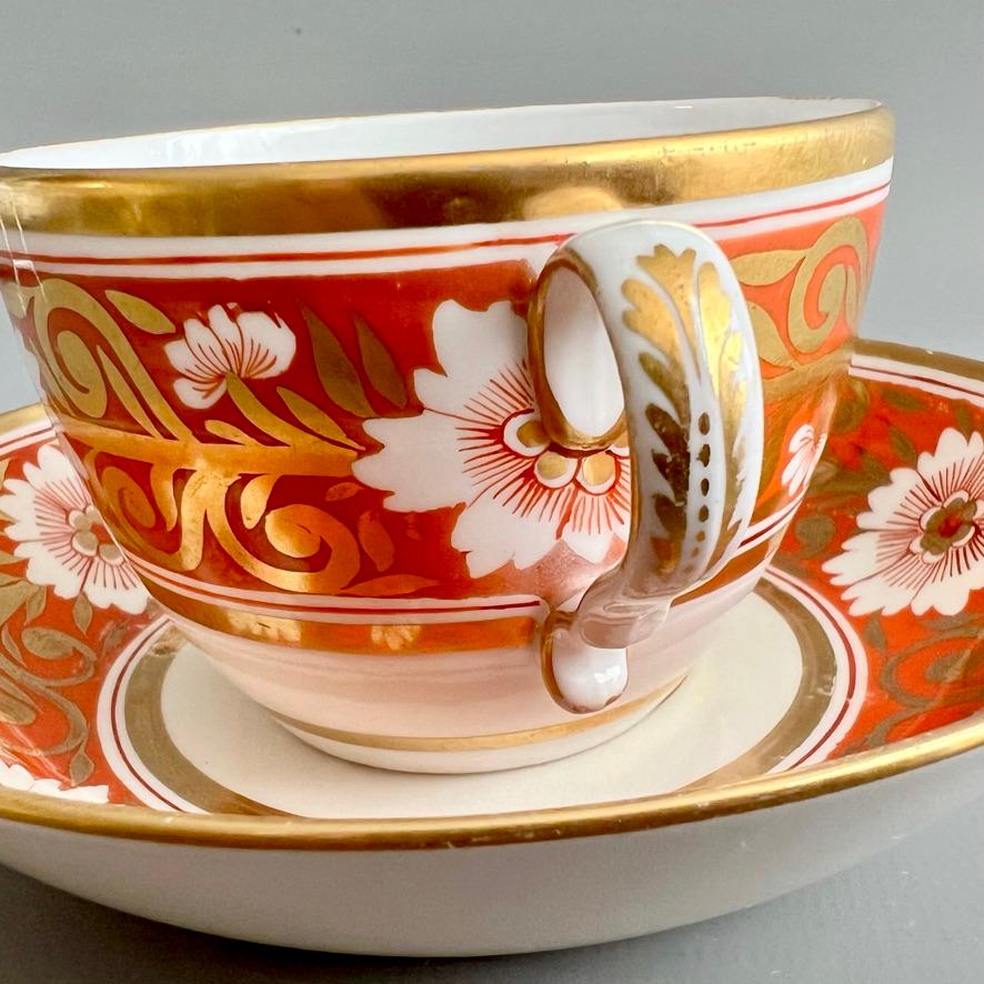 Spode Teacup and Saucer, Red, Gilt with White Chrysanthemum, Regency ca 1810 For Sale 4