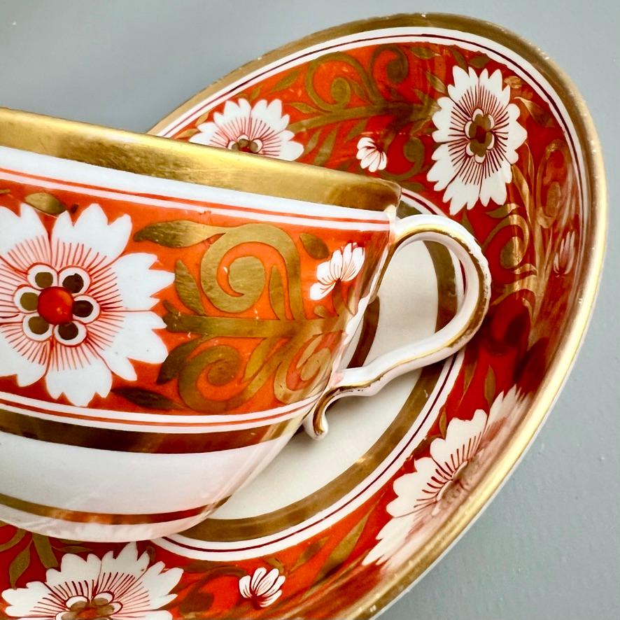 Spode Teacup and Saucer, Red, Gilt with White Chrysanthemum, Regency ca 1810 For Sale 5