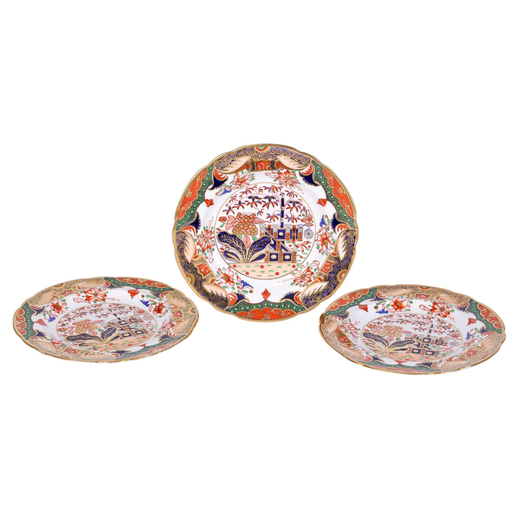 Spode Three Georgian Imari Pattern 967 Decorated Porcelain Plates For Sale