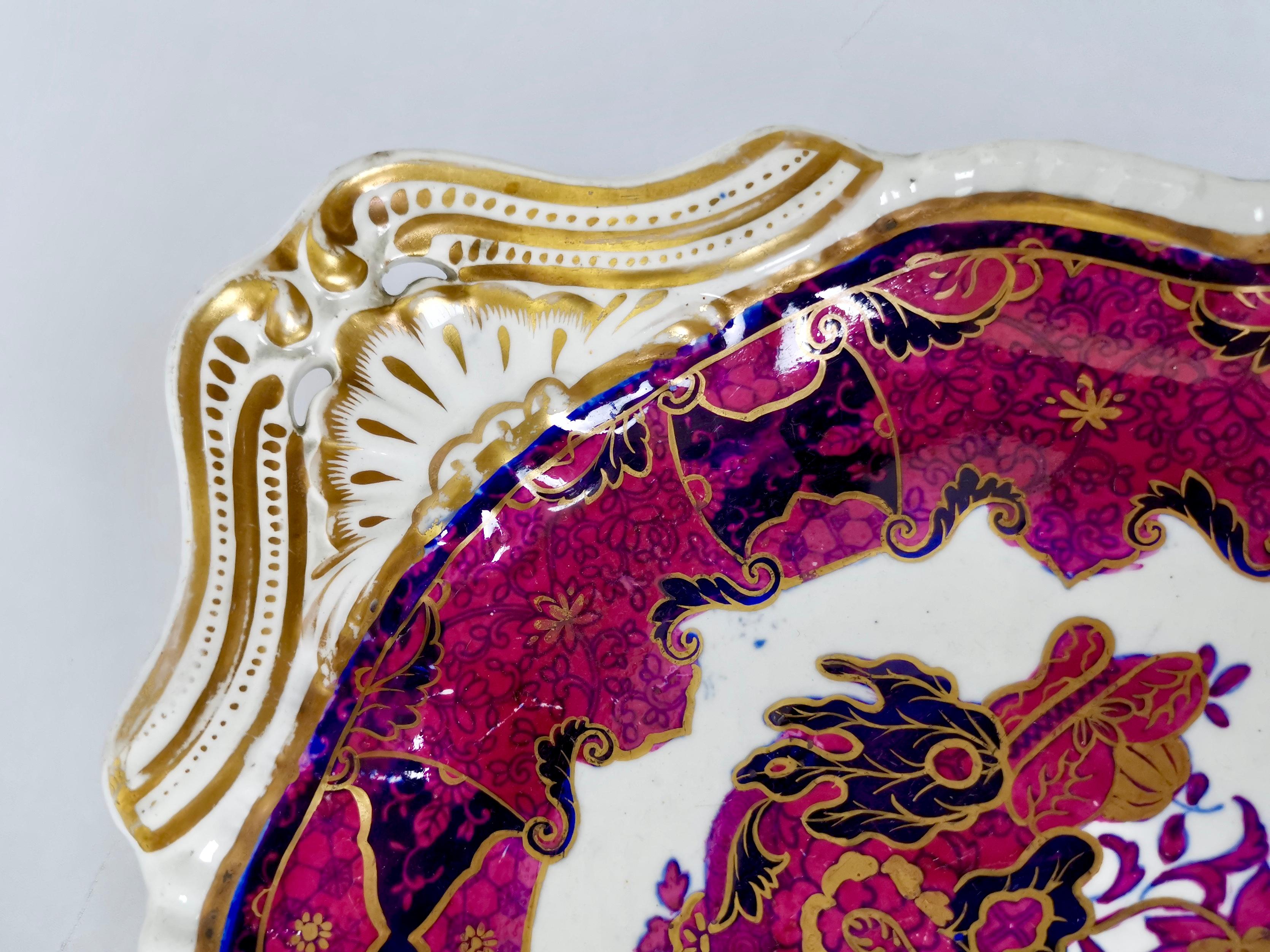 Early 19th Century Spode Imperial China Dessert Service, Frog Pattern in Mauve, Regency circa 1828 For Sale