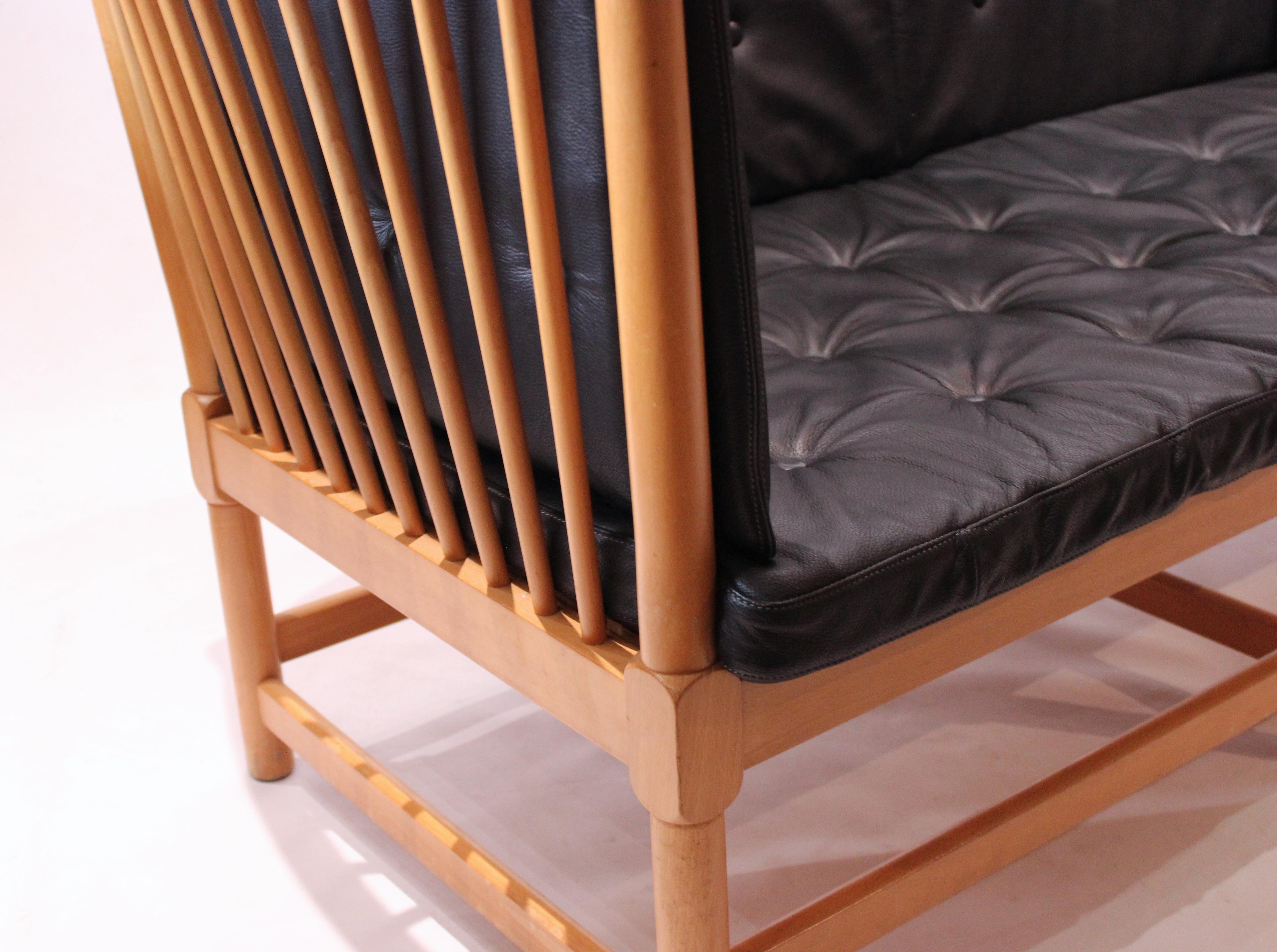 Mid-20th Century Spokeback sofa in beech and classic black leather, by Børge Mogensen, 1985