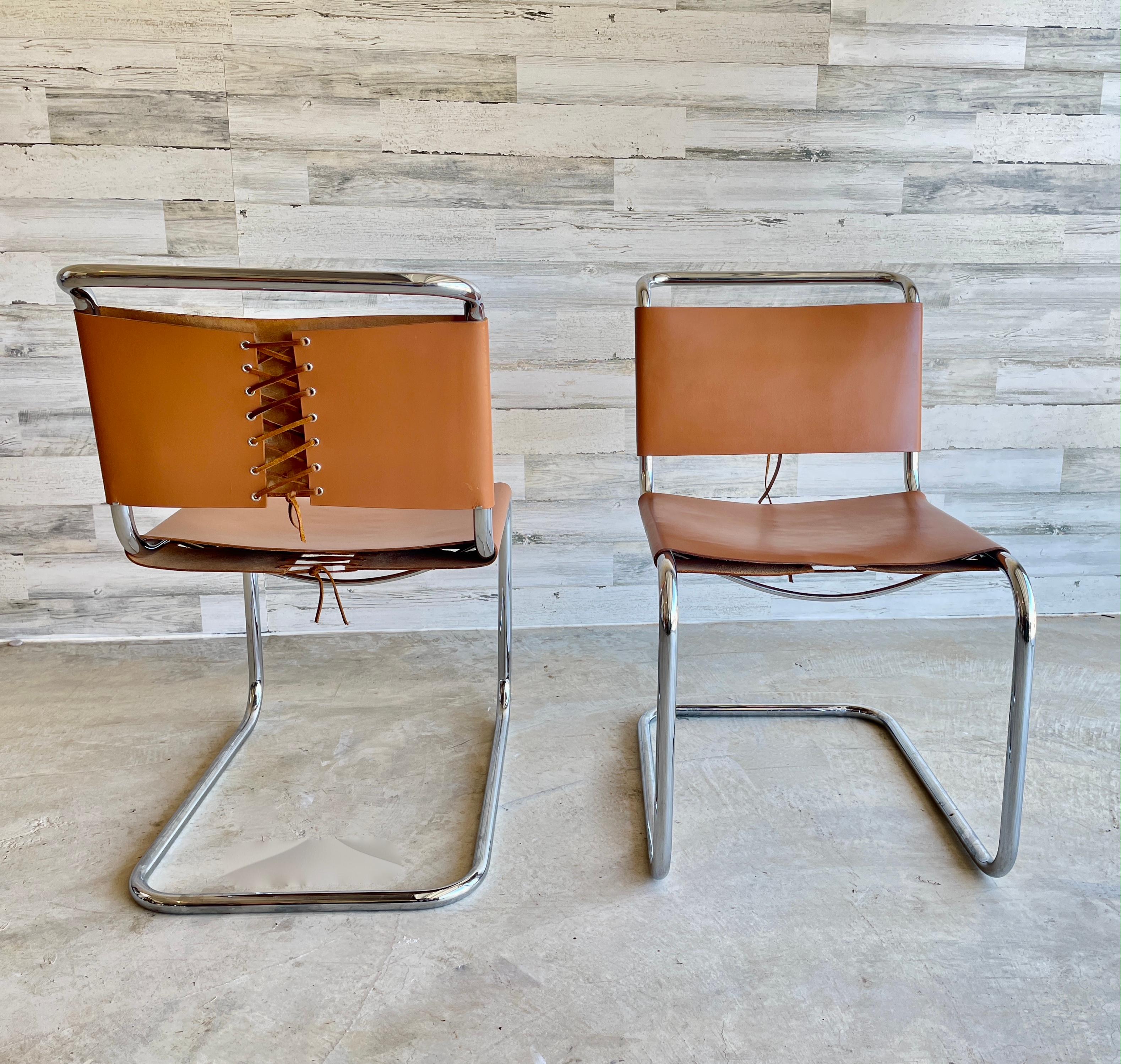 Spoleto Dining Chairs Attributed to Knoll In Good Condition In Denton, TX