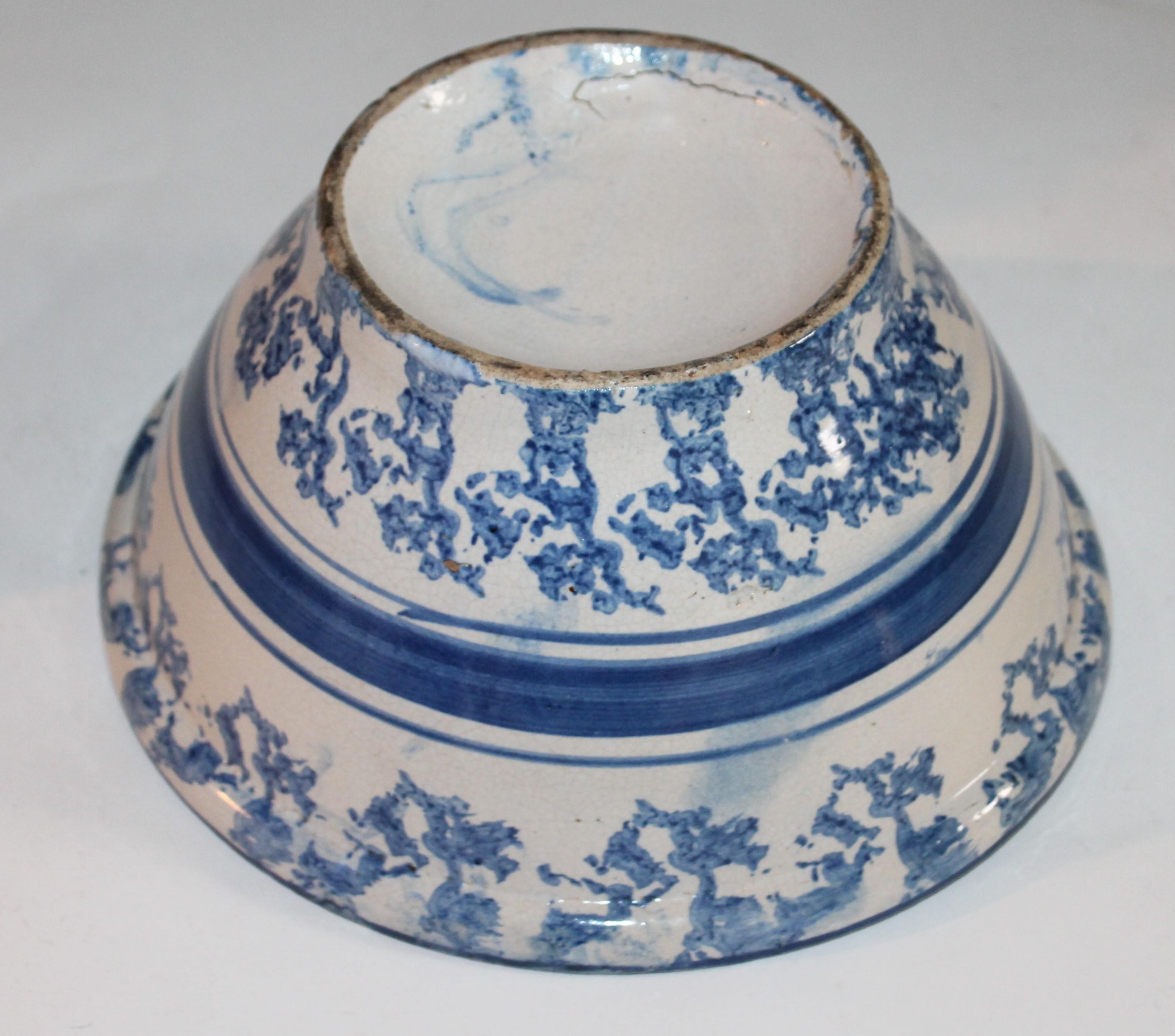 Sponge Ware Pottery Bowl, 19th Century In Excellent Condition For Sale In Los Angeles, CA