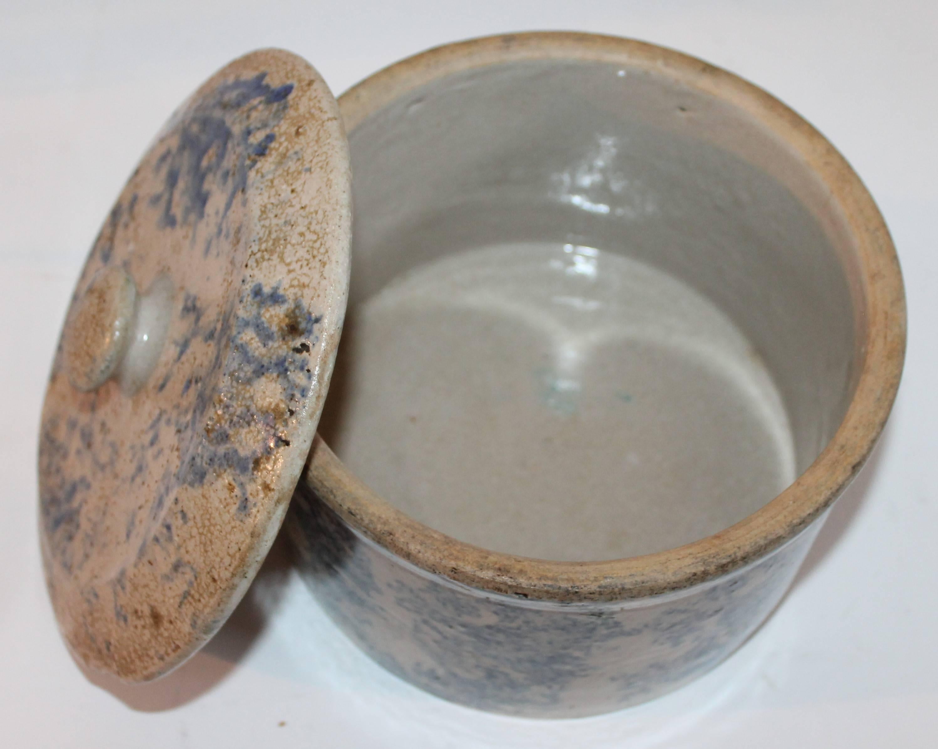 American Spongeware Pottery 19th Century Crock with Lid
