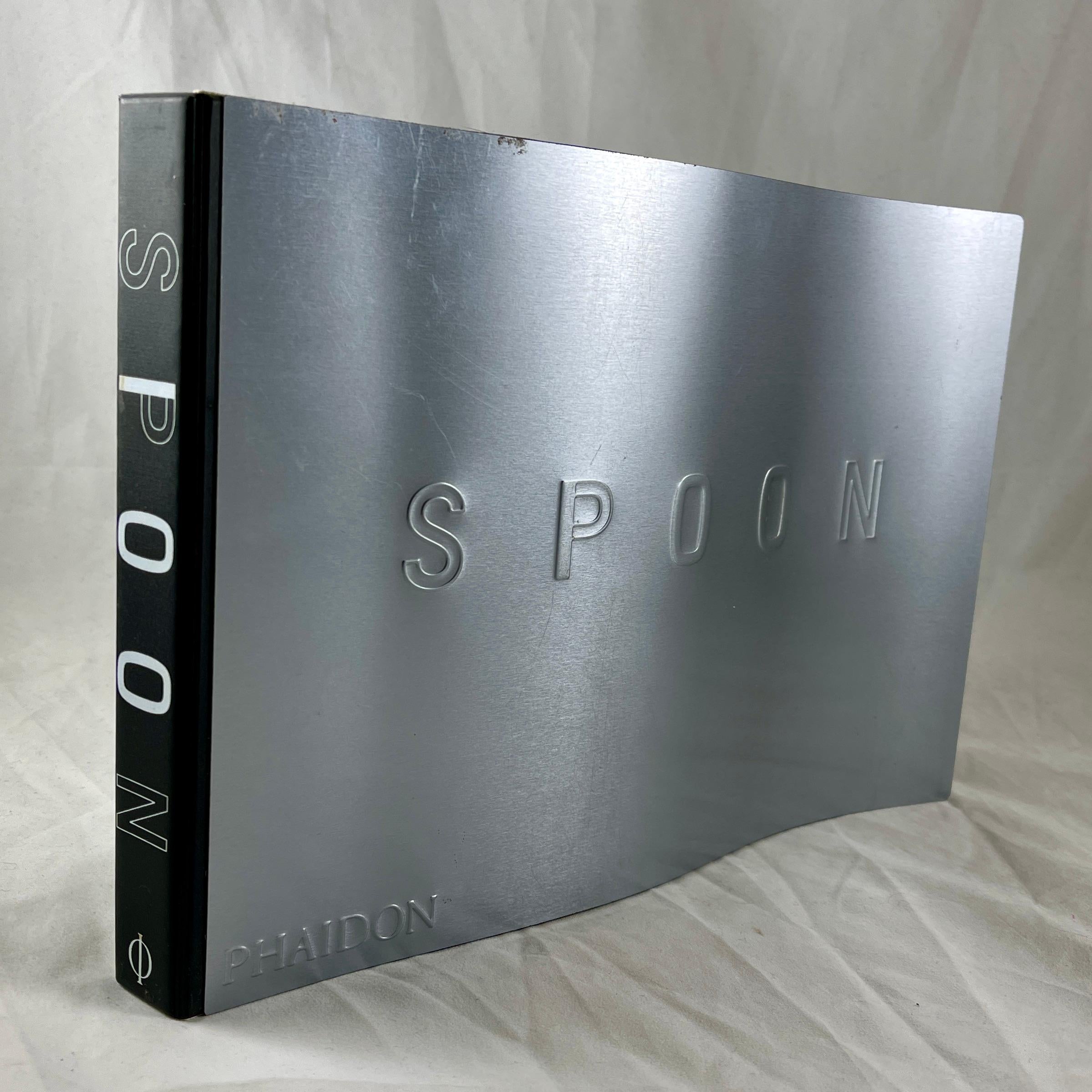 Spoon Industrial Design Buch mit Stahlumschlag, Phaidon Press - 1. Auflage (Industriell) im Angebot