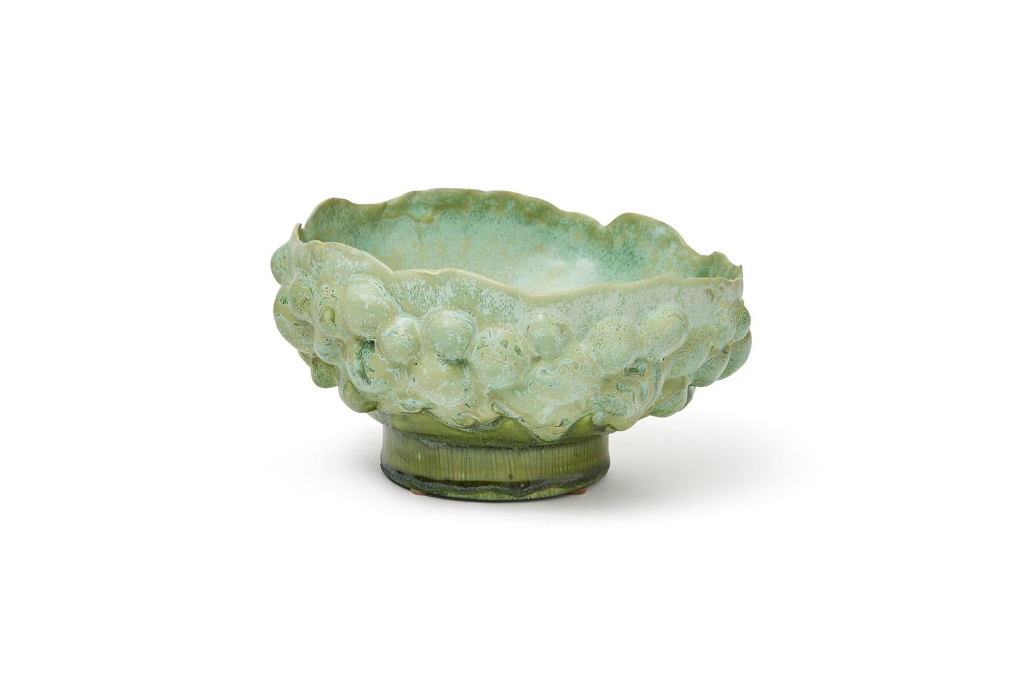 Trish DeMasi
Spora bowl, 2021
Glazed ceramic
Measures: 4.5 x 8.5 x 8.5 in.