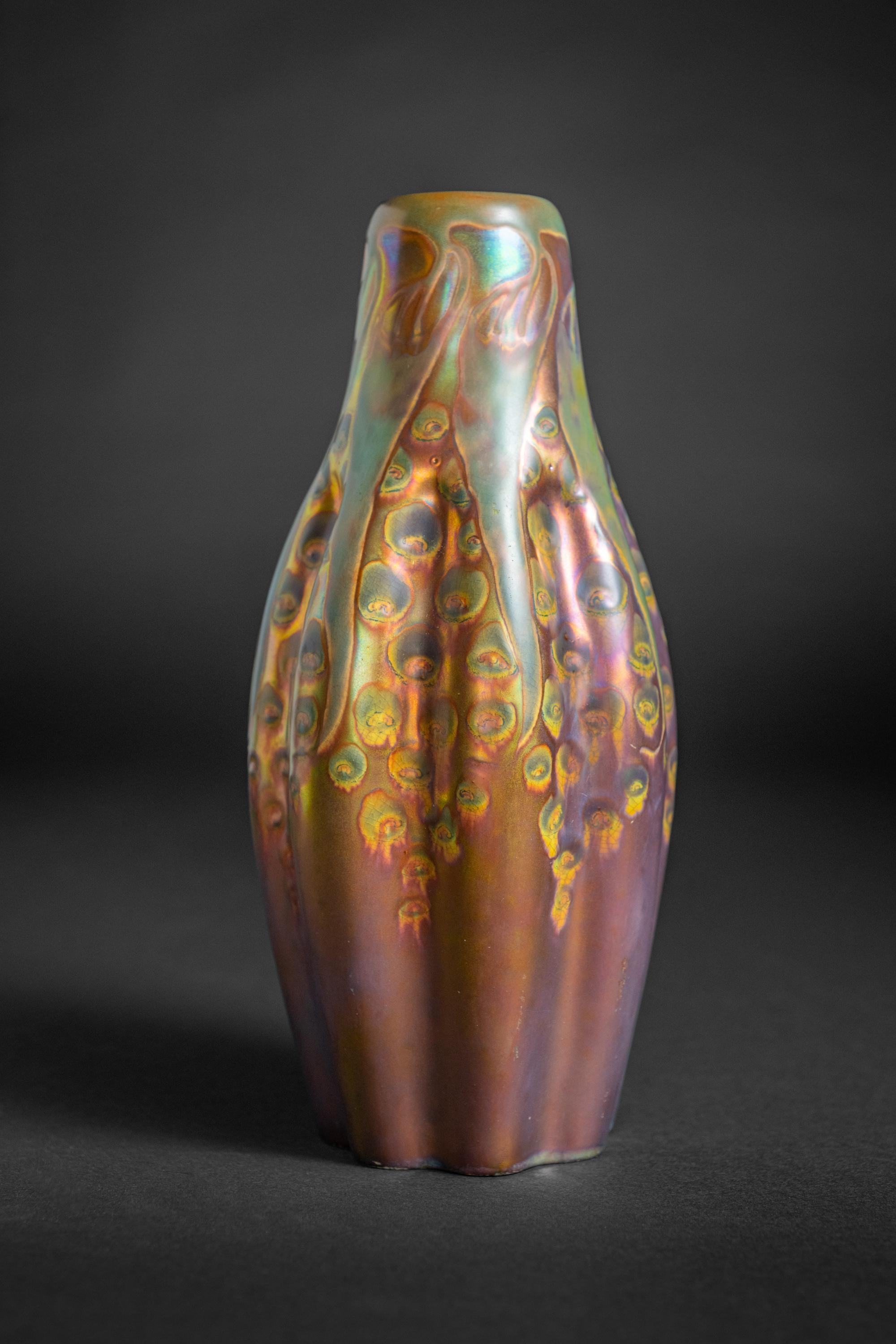 Art Nouveau Spore Vase attributed to Sándor Apáti-Abt for Zsolnay In Excellent Condition For Sale In Chicago, US