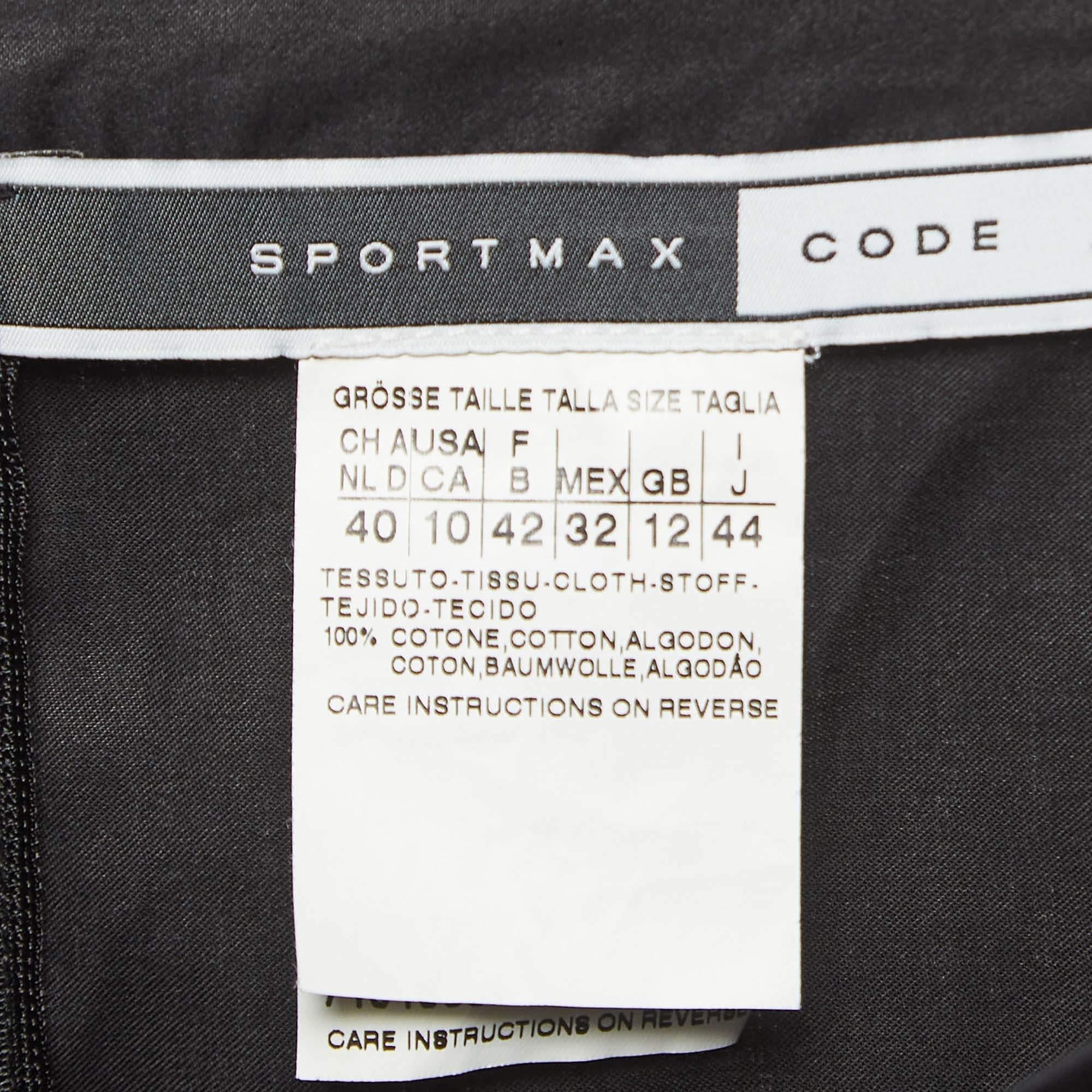 Sportmax Black Cotton Pleated Knee Length Skirt M. Bon état - En vente à Dubai, Al Qouz 2