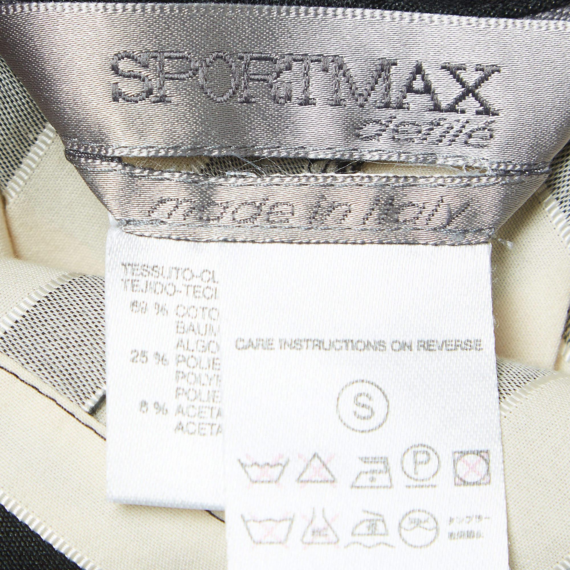 Sportmax jupe longue évasée rayée noire/blance en coton mélangé S Bon état - En vente à Dubai, Al Qouz 2