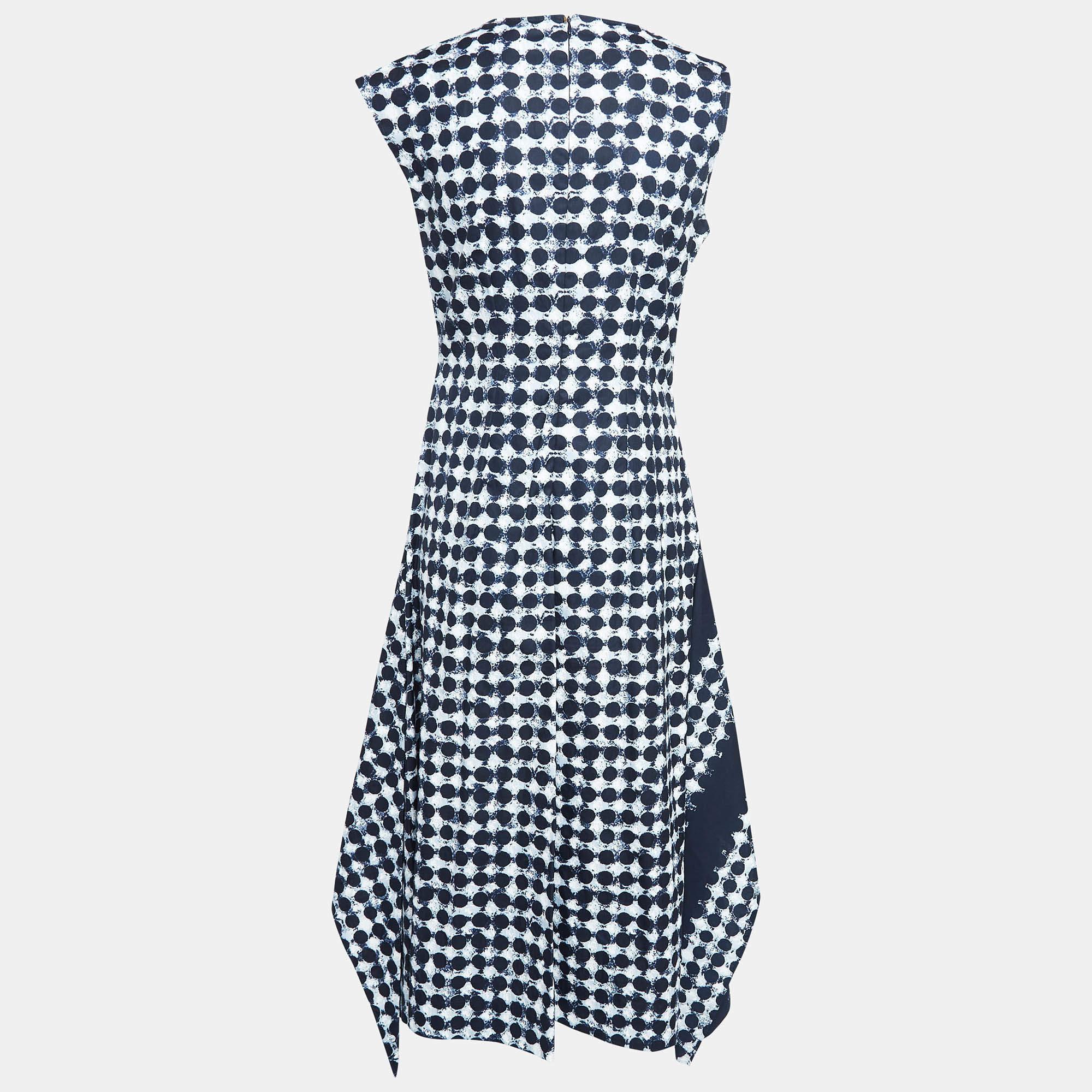 Experience the joy of expert tailoring with this designer dress for women. Meticulously made it offers a flawless fit and luxe details ensuring unmatched comfort. This beautiful creation will elevate your style effortlessly.