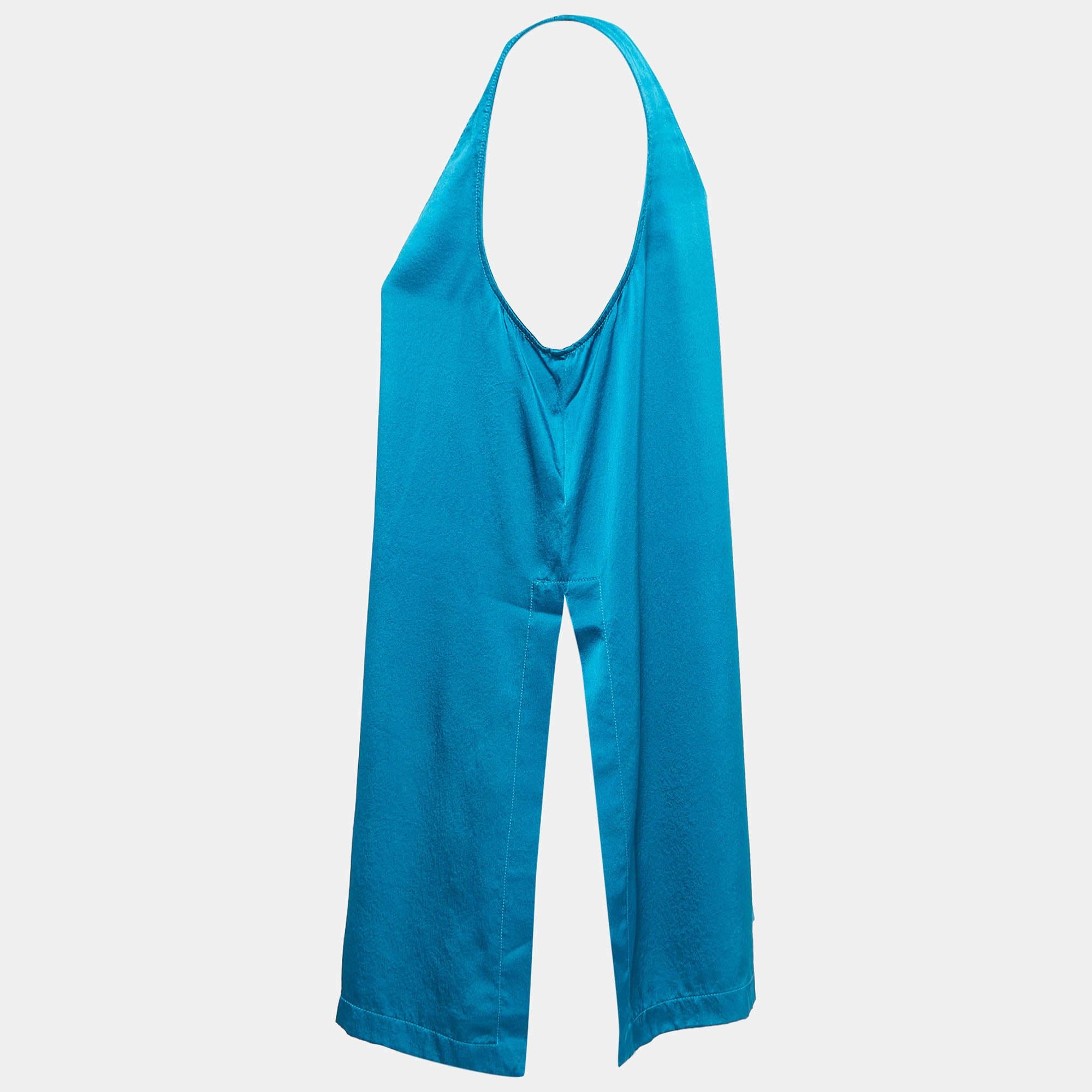 Questo top griffato offre stile e comfort. Realizzata con i migliori tessuti, la creazione è stata curata nei minimi dettagli. Abbinalo a un paio di jeans e a delle scarpe basse.