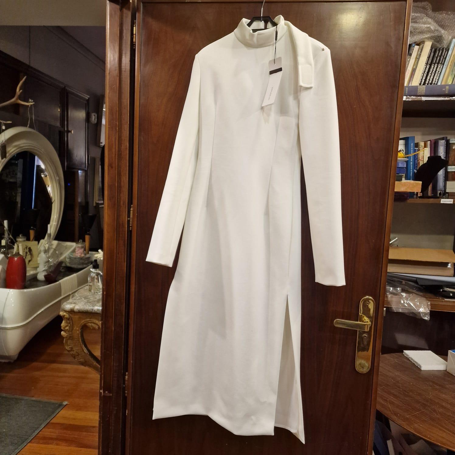 Italian Long white dress from Sportmax 024, new without any wear 4