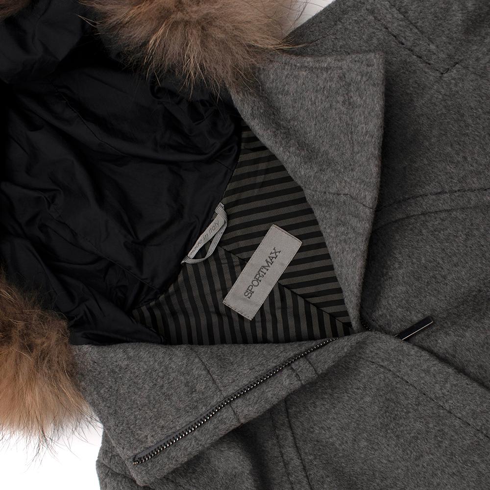 Sportmax Grey Wool Fur Trimmed Hooded Coat - Size US 8 For Sale 2