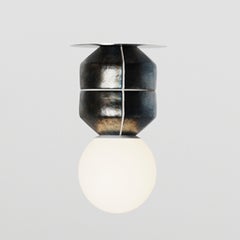 Kleine organische moderne Keramiklampe Spot, brutalistische Wabi sabi-Leuchte aus der Mitte des Jahrhunderts
