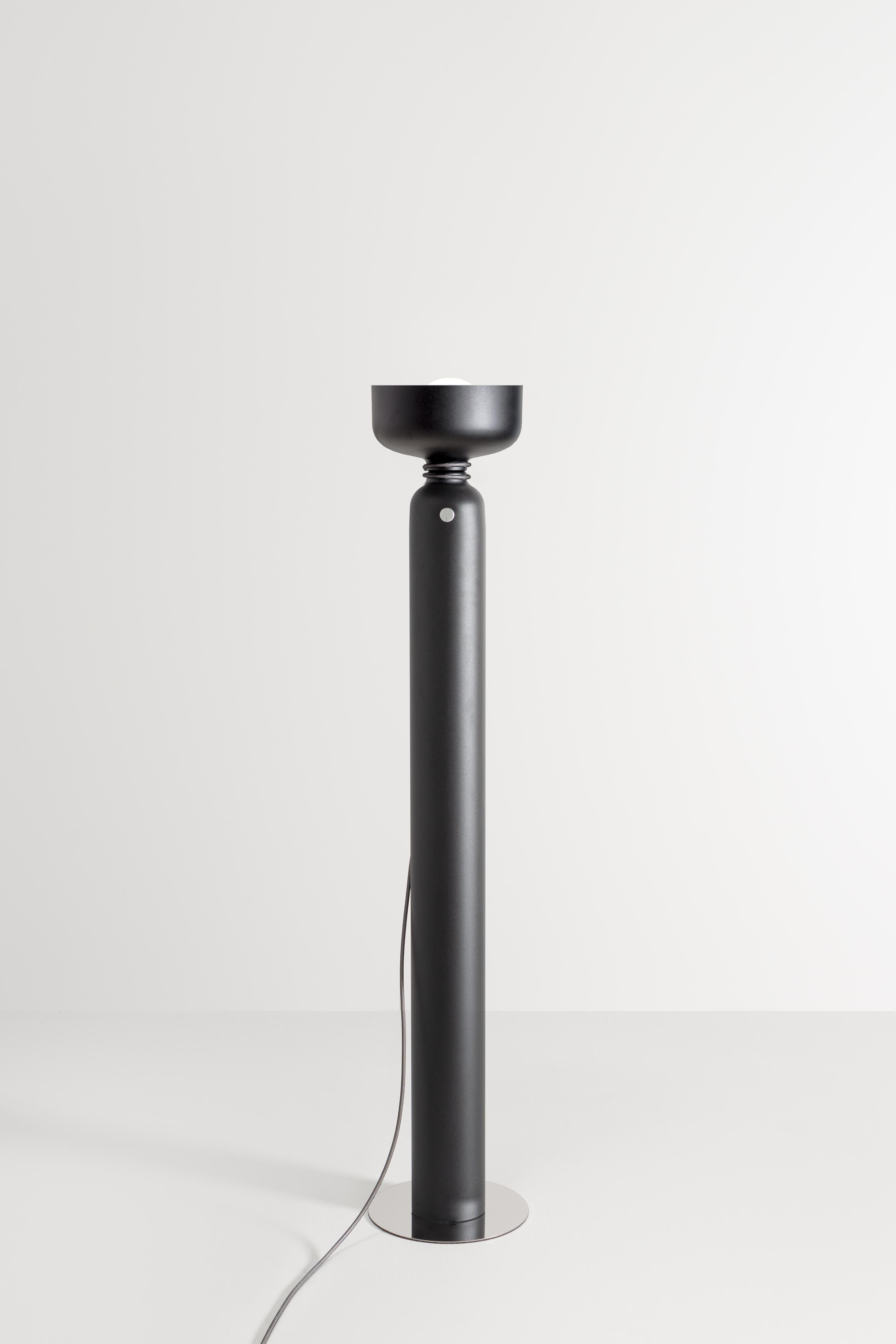 Organique Volumes de lampadaires, lampadaire Aavocado en vente