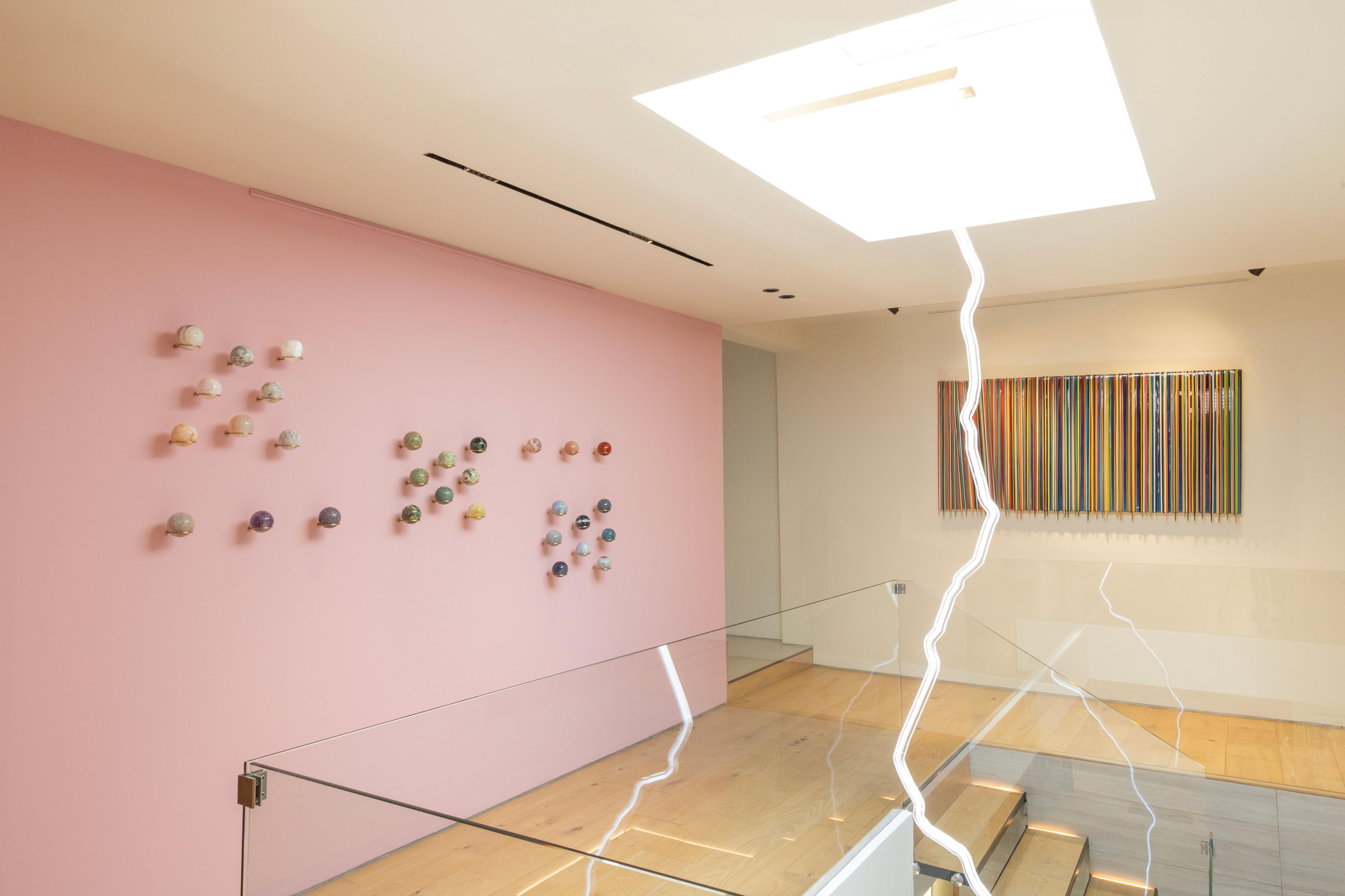 Minimalist Sprawling Galaxies X - Sten Studio - Wall sculpture with natural stones For Sale