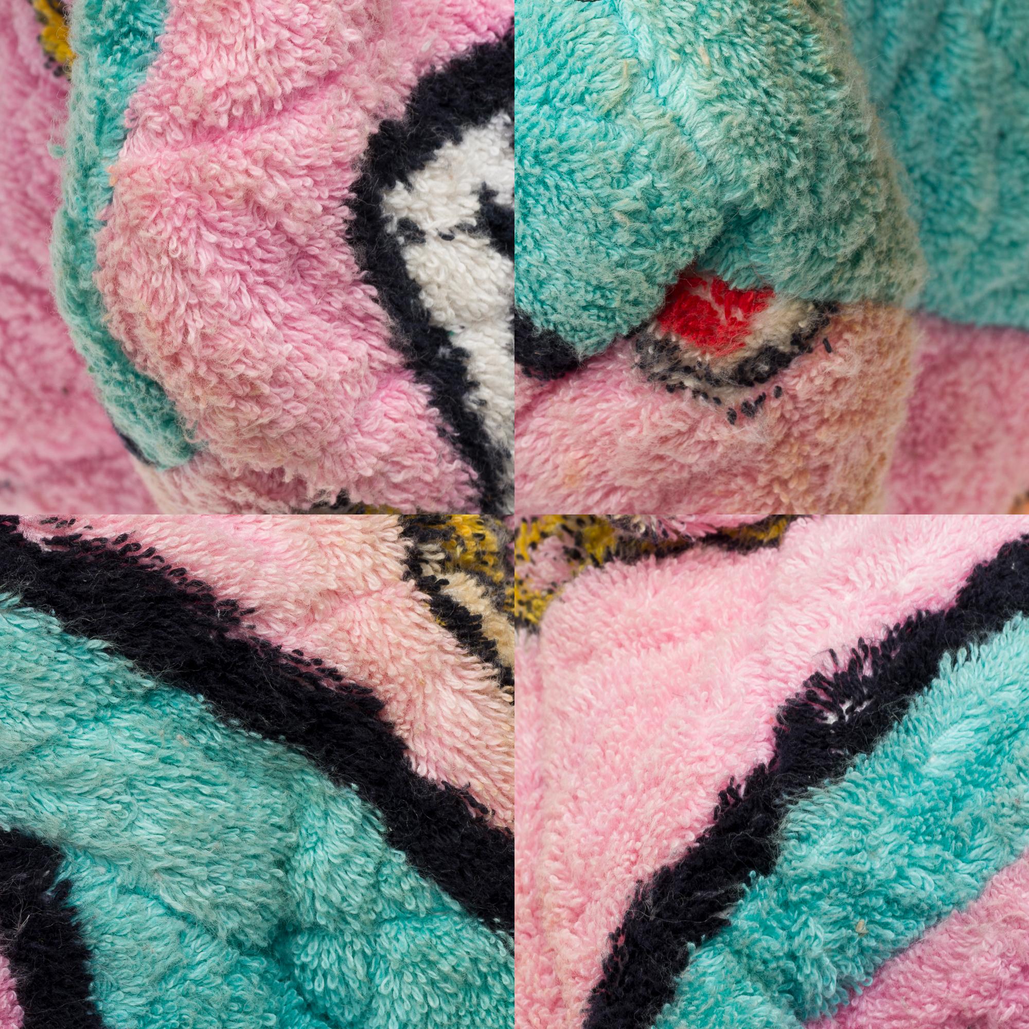 Printemps 1994 Collector Chanel Grand sac à dos en tissu éponge rose et turquoise en vente 6