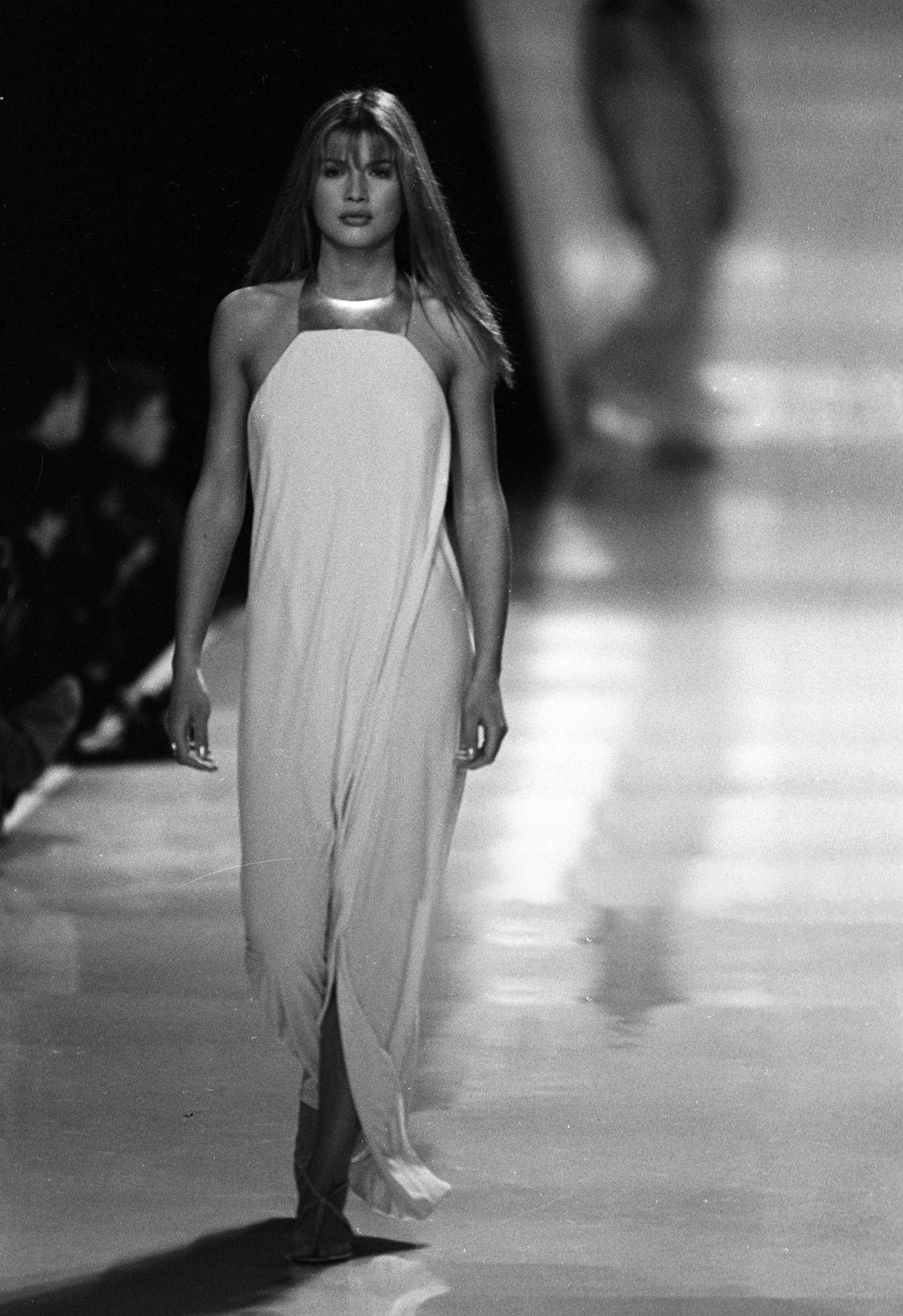 Spring 1994 - Robe de Donna Karan avec col en Silvertone de Robert Lee Morris Pour femmes en vente