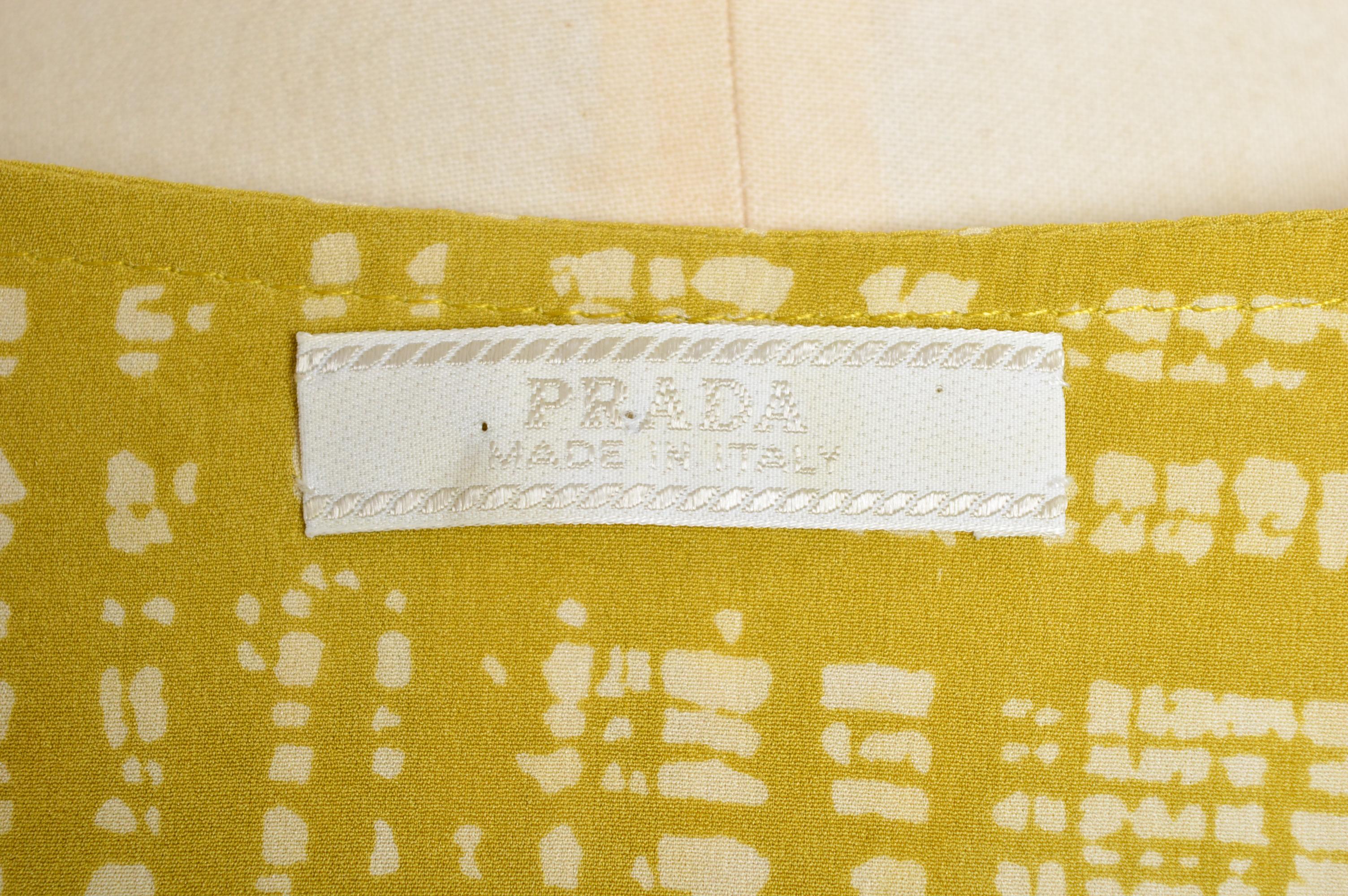 Spring 1996 PRADA Chartreuse Green Silk Abstract Print Maxi Dress For Sale 10