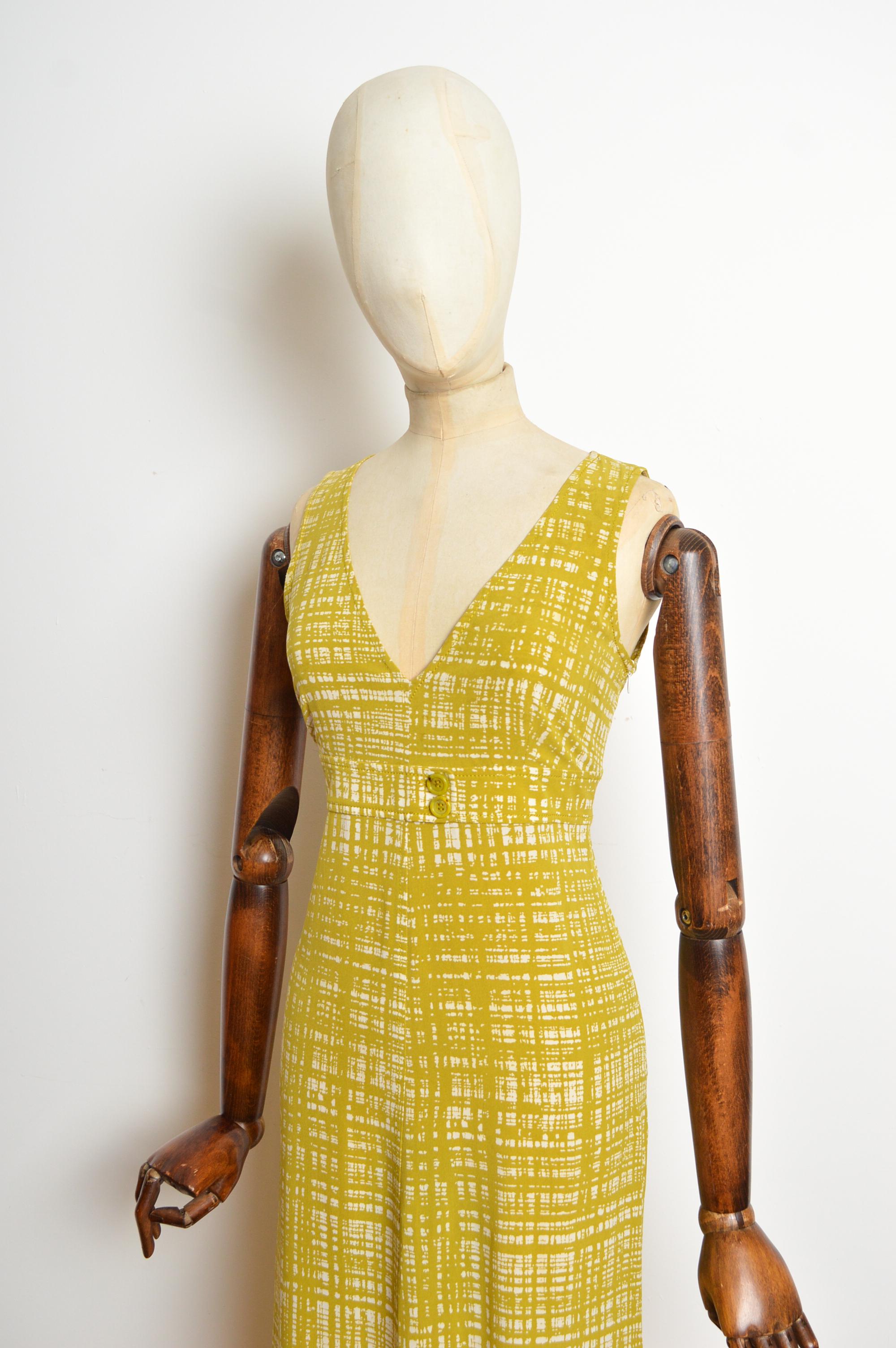 Women's Spring 1996 PRADA Chartreuse Green Silk Abstract Print Maxi Dress For Sale