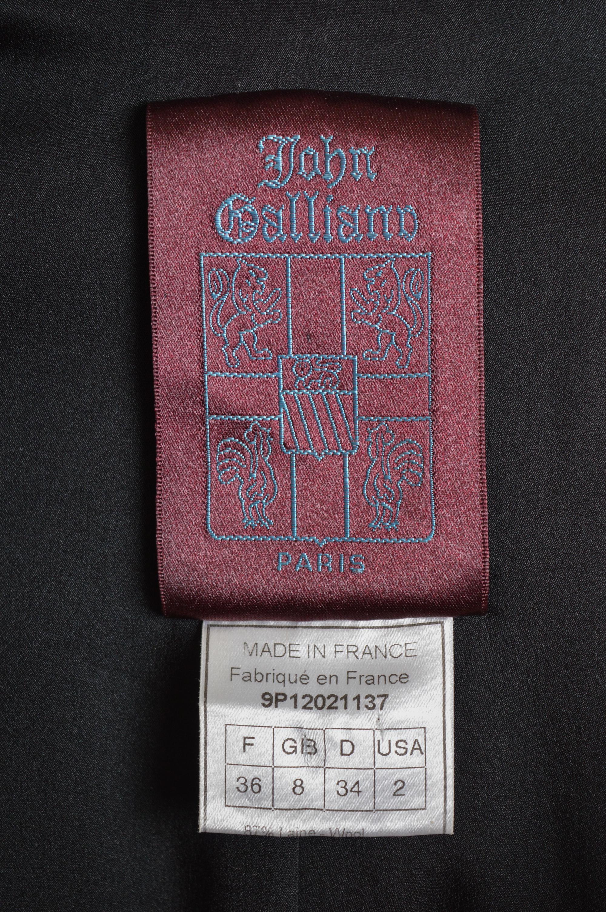 Spring 1999 John Galliano tailored pinstriped short sleeve fitted Blazer Jacket For Sale 5