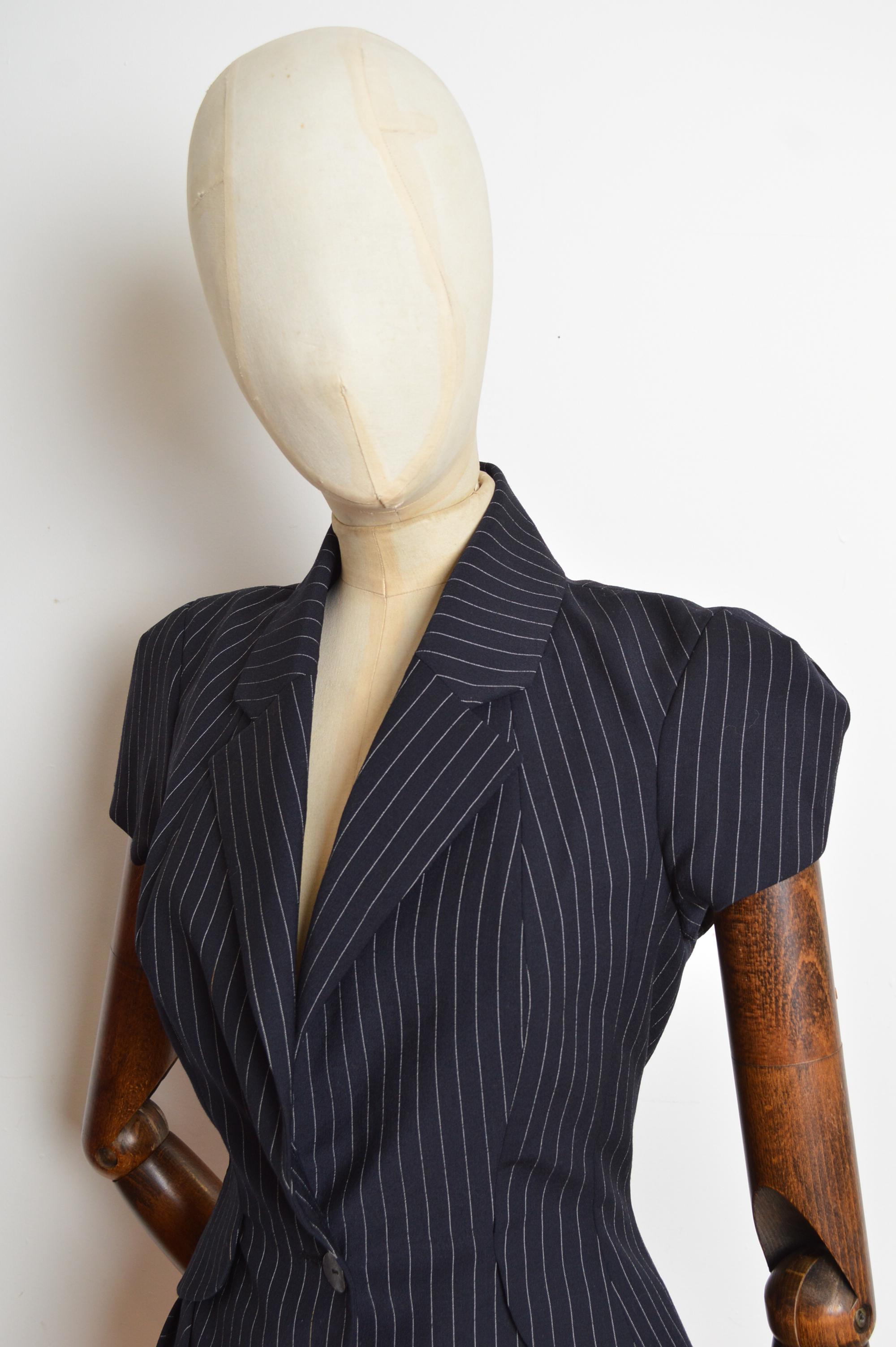 Black Spring 1999 John Galliano tailored pinstriped short sleeve fitted Blazer Jacket For Sale