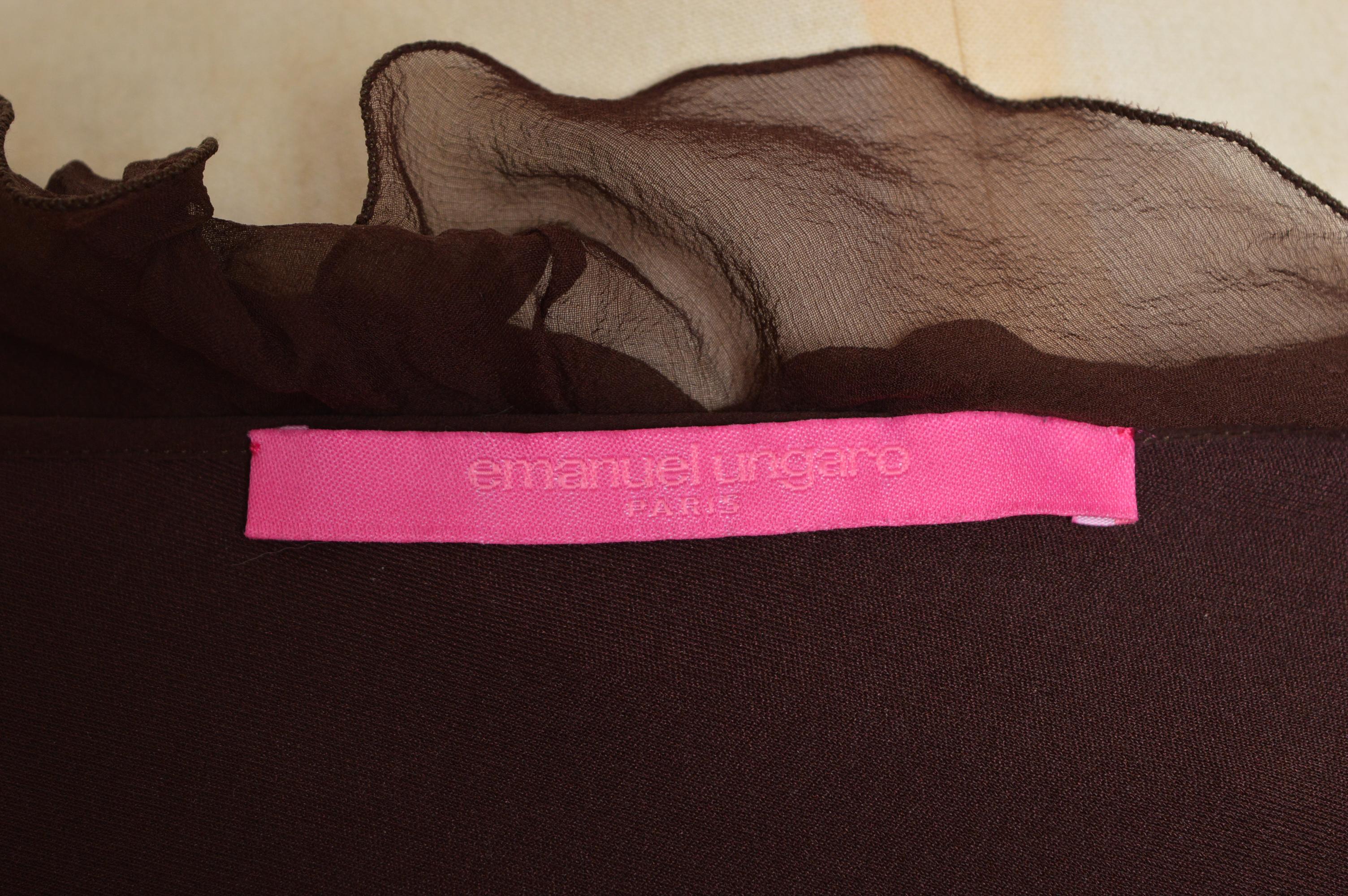 Chemisier à volants en soie marron chocolat Emanuel Ungaro printemps 2003 - Top en vente 5