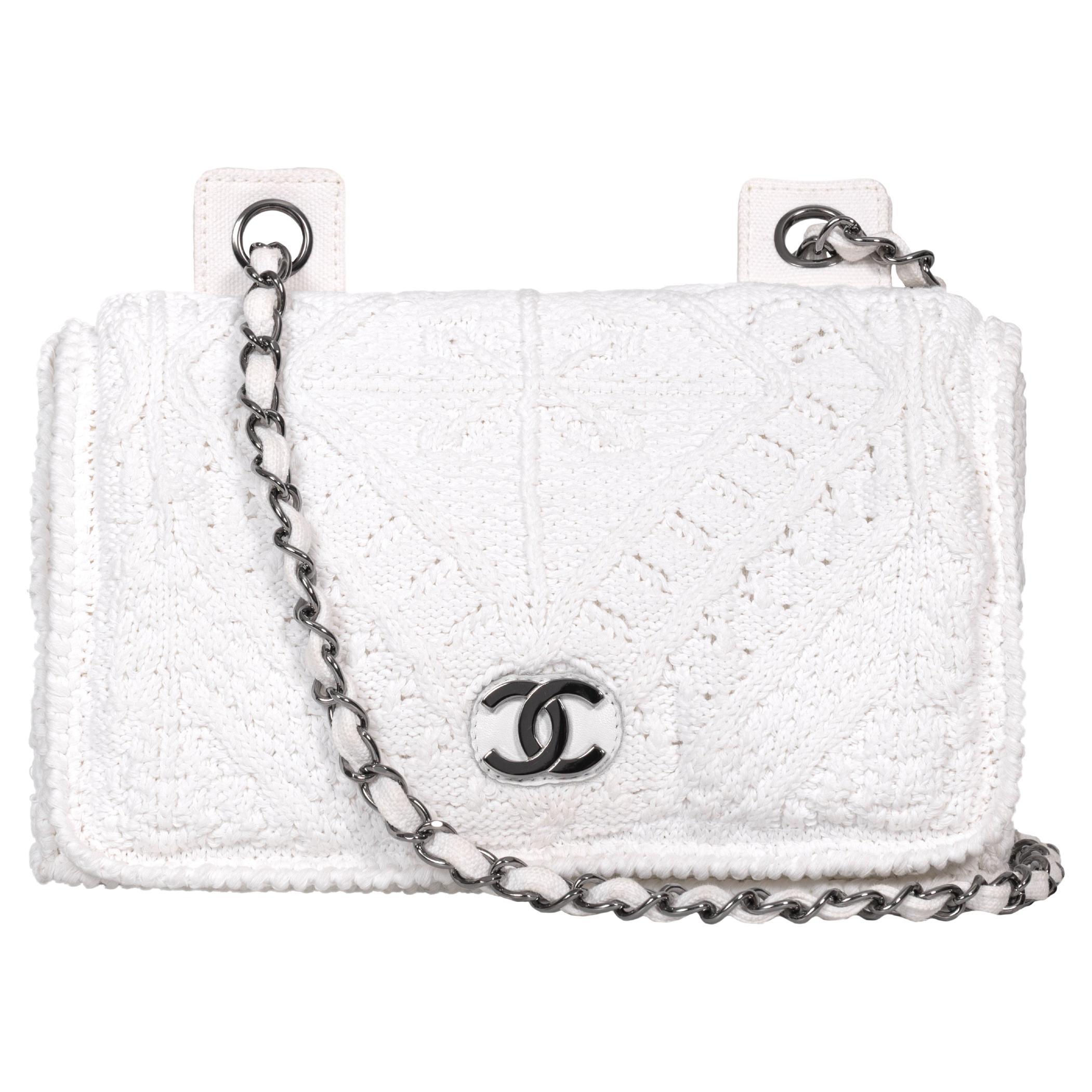 Spring 2004 CHANEL by Karl Lagerfeld Runway White Crochet Knit Shoulder Bag