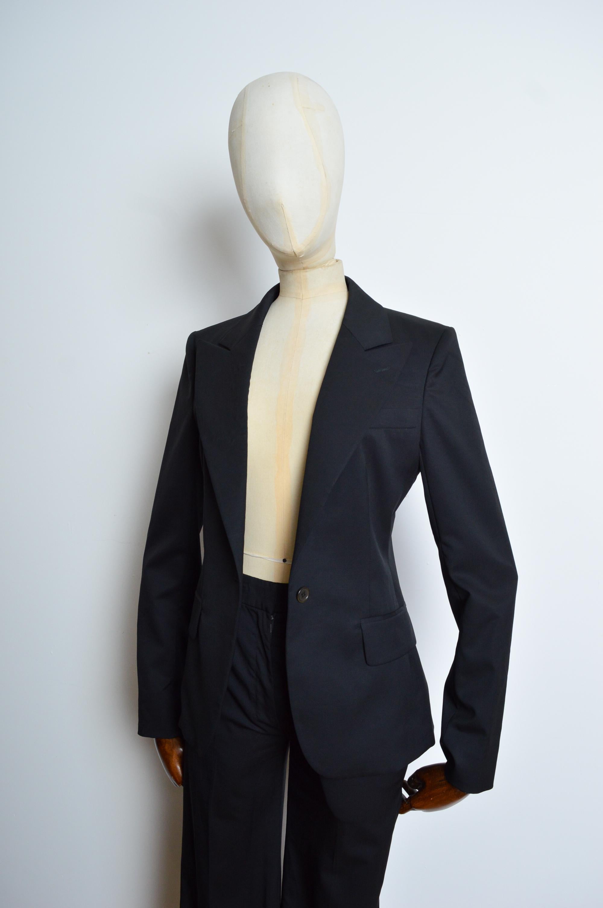 Spring 2004 Yves Saint Laurent by Tom Ford Black 2 piece Suit Blazer & Pants 6