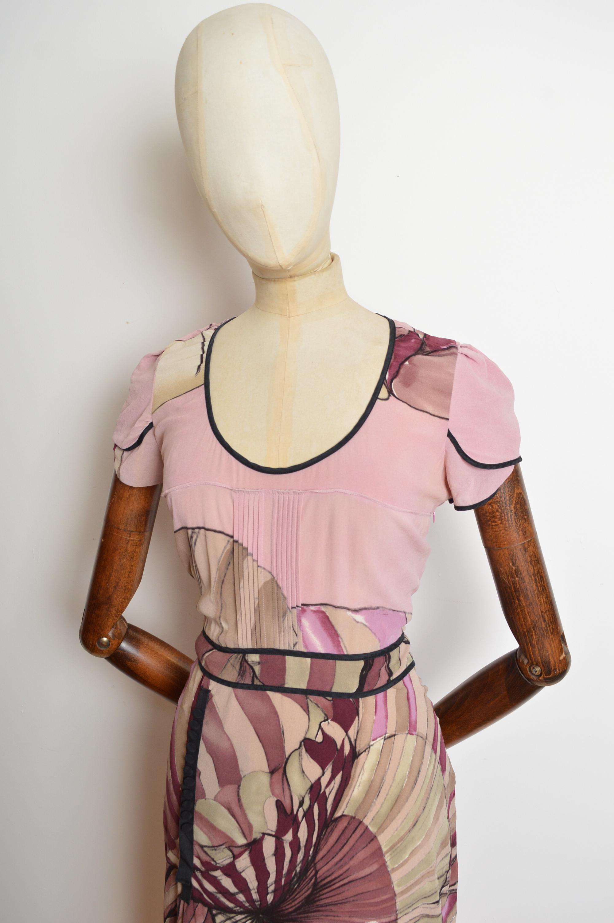 Spring 2008 PRADA fairy Collection Dusty Pink Silk James Jean Tea dress In Good Condition For Sale In Sheffield, GB