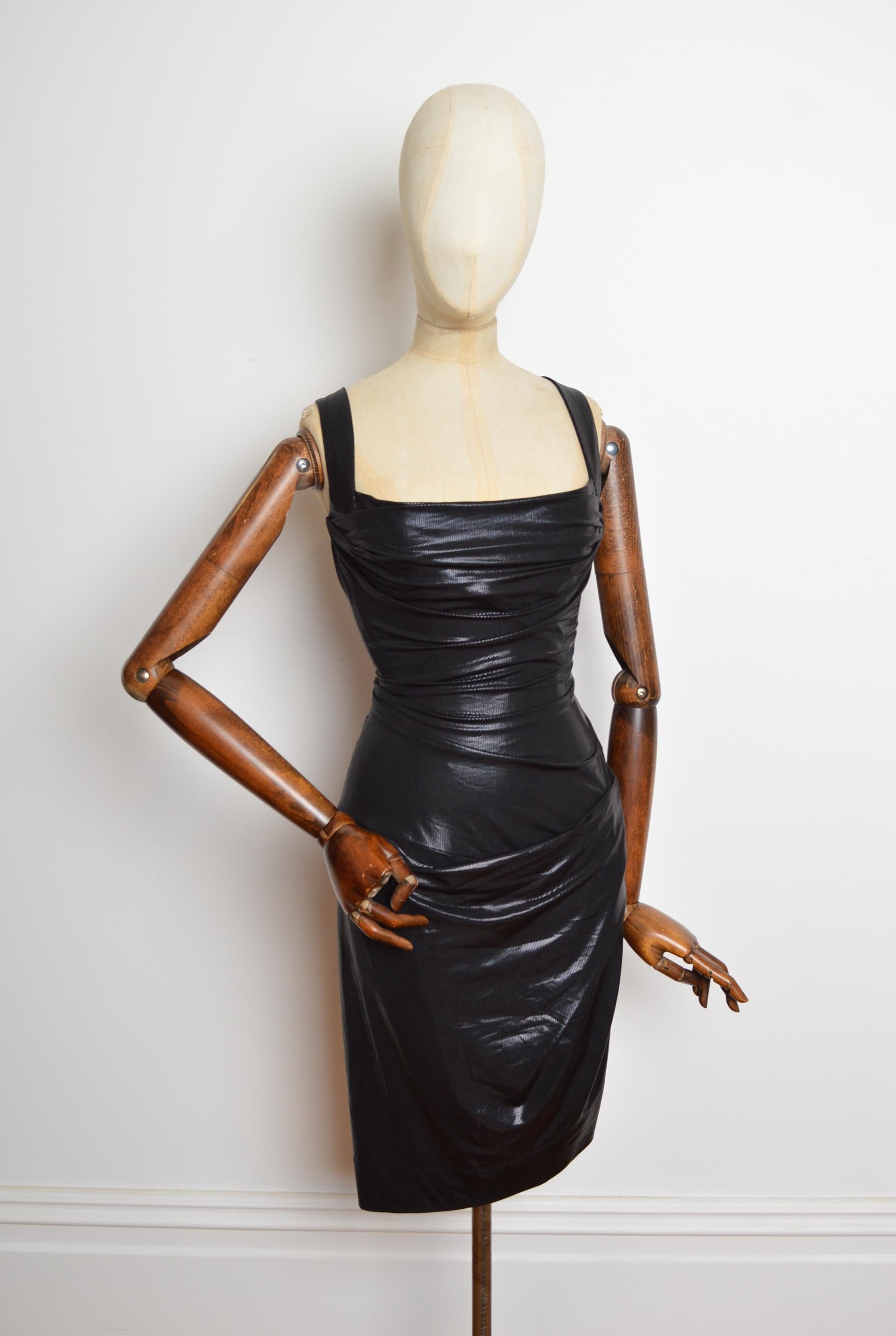 Printemps 2010 - Vivienne Westwood - Robe de cocktail à corset Wet Look noir brillant en vente 11