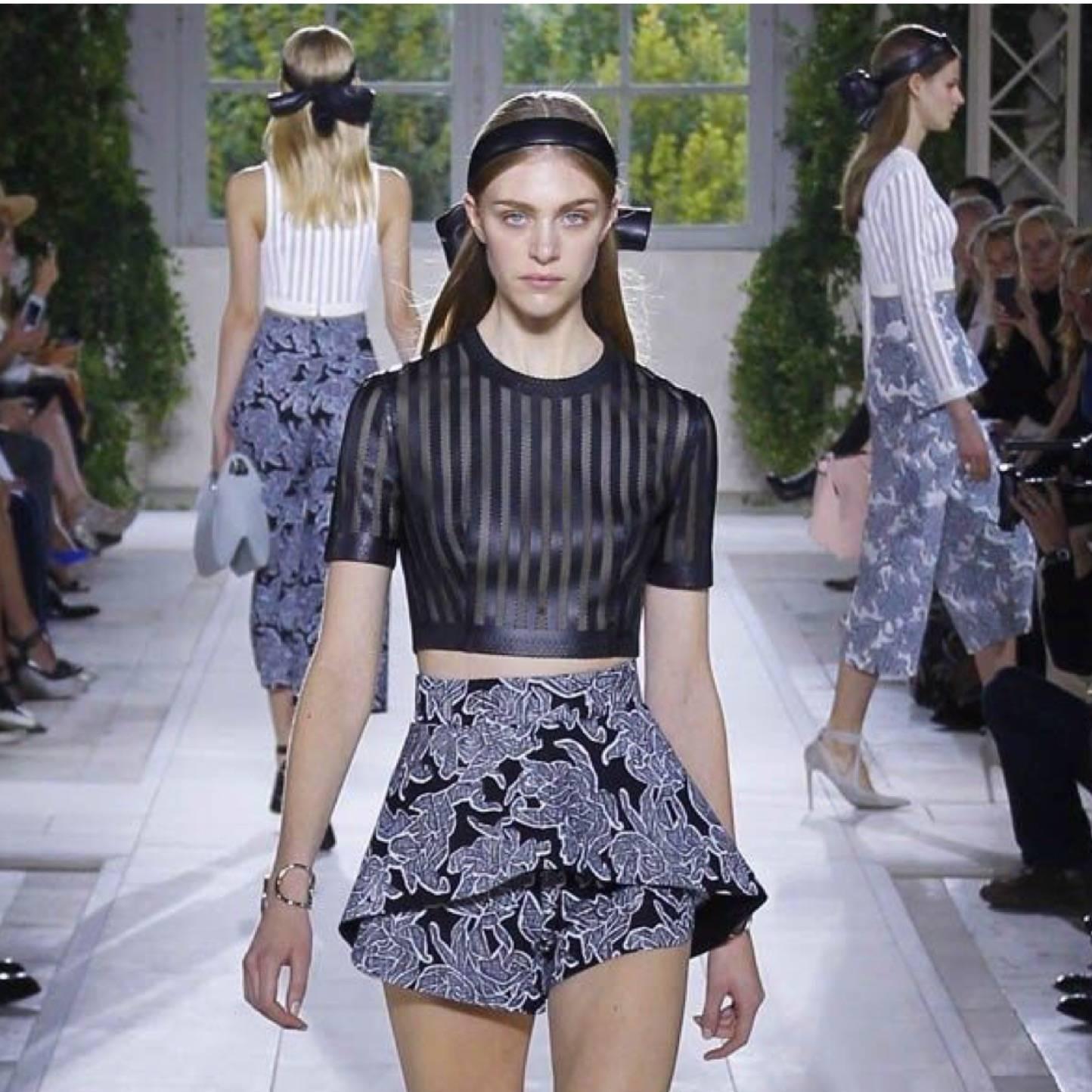 2014 S/S  Balenciaga Black Leather Knot Headband In Excellent Condition In Boca Raton, FL
