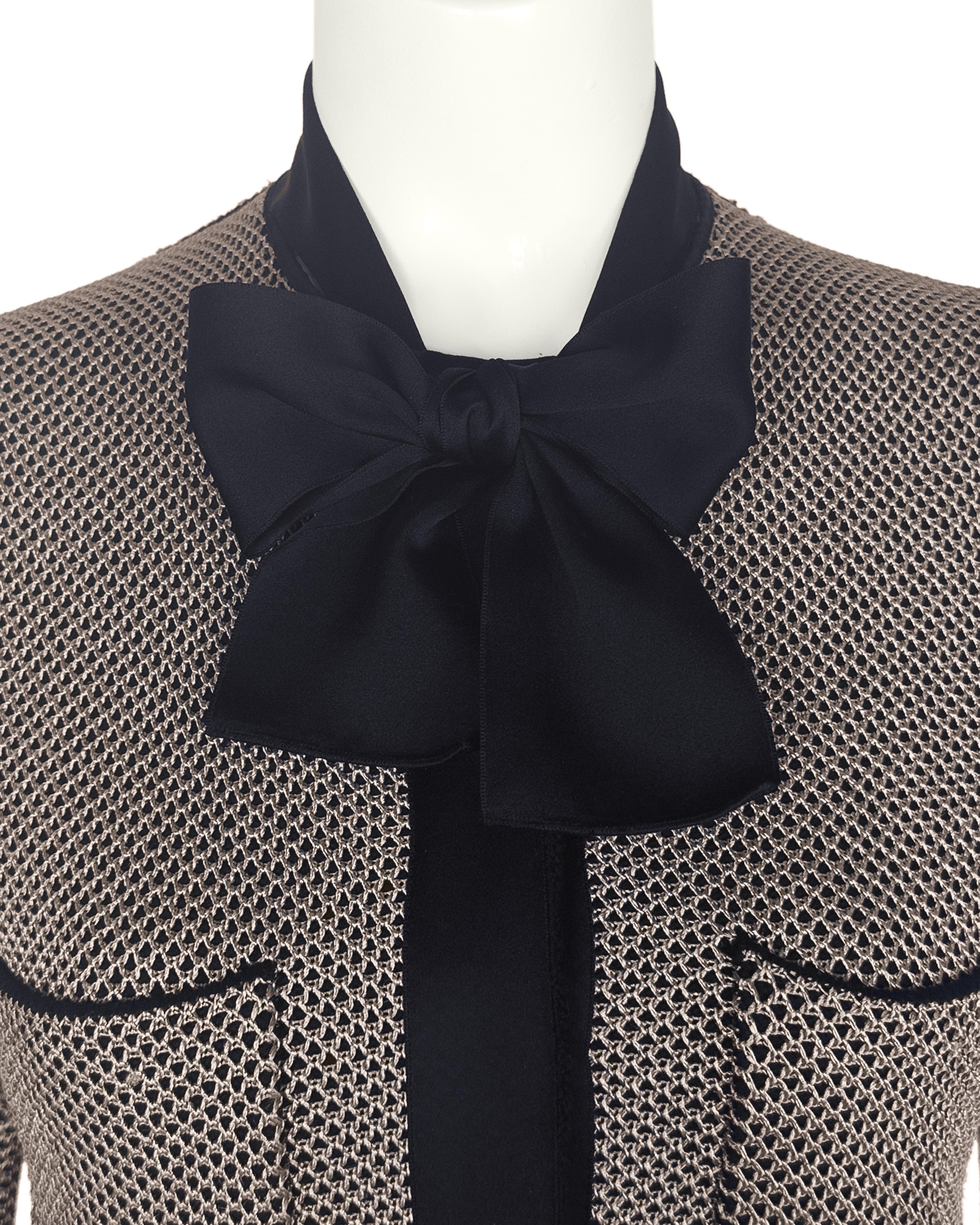Primavera 2016 Louis Vuitton by Nicolas Ghesquière Chaqueta de punto gofre con lazo en Bueno estado para la venta en Toronto, Ontario