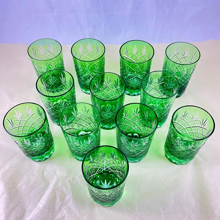 https://a.1stdibscdn.com/spring-green-cut-to-clear-crystal-rocks-glasses-set-of-12-for-sale-picture-5/f_17582/f_352401021689361547330/IMG_5948_master.JPG?width=768