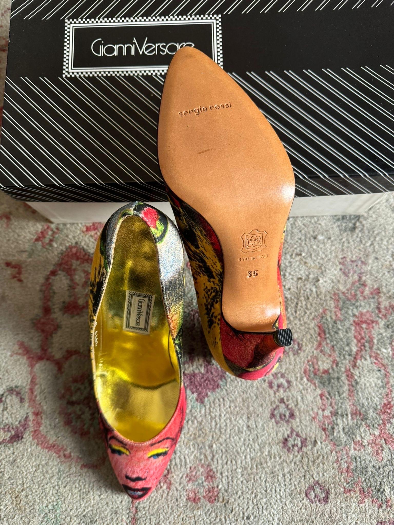 Scarpe primavera estate 1991 Gianni Versace 