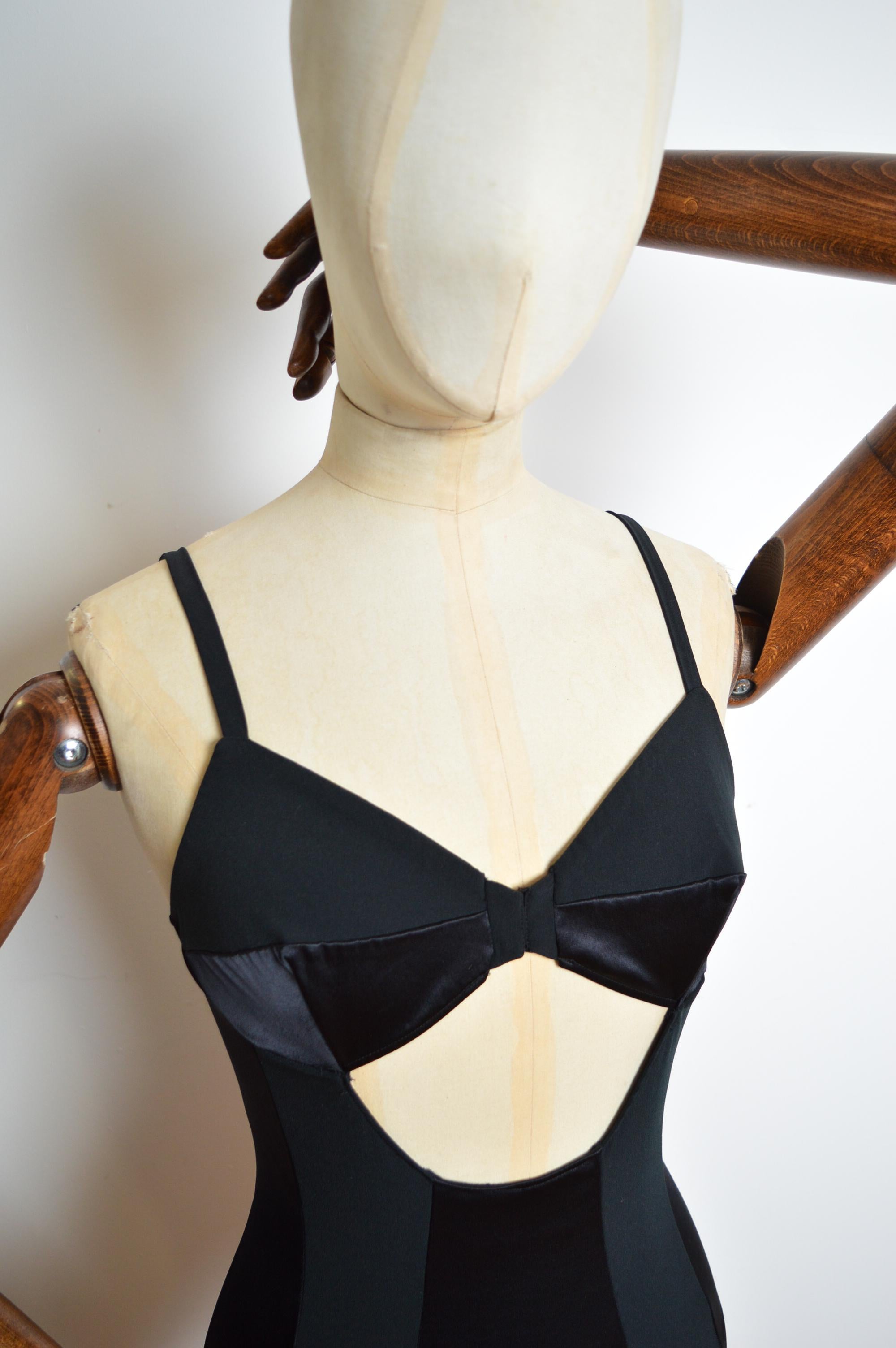 Primavera / Estate 1993 Dolce & Gabbana Corsetto in raso nero - Body suit in vendita 5