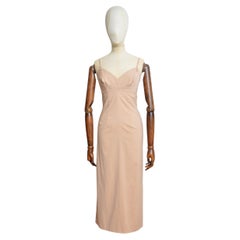 Robe longue de défilé Dolce & Gabbana rose pêche, printemps/été 1997
