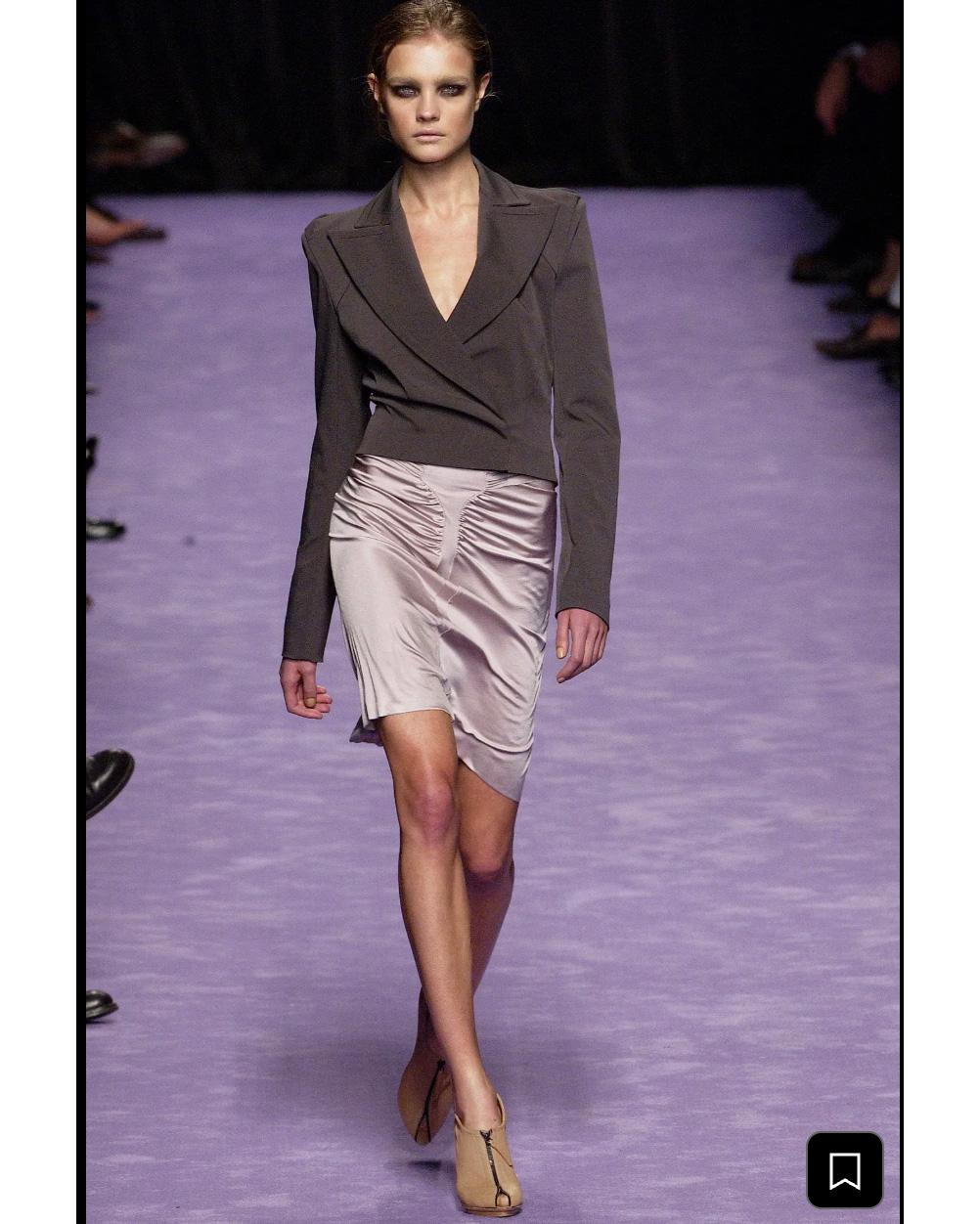 Gonna/abito viola da passerella primavera/estate 2003 Yves Saint Laurent/YSL by Tom Ford in vendita 5