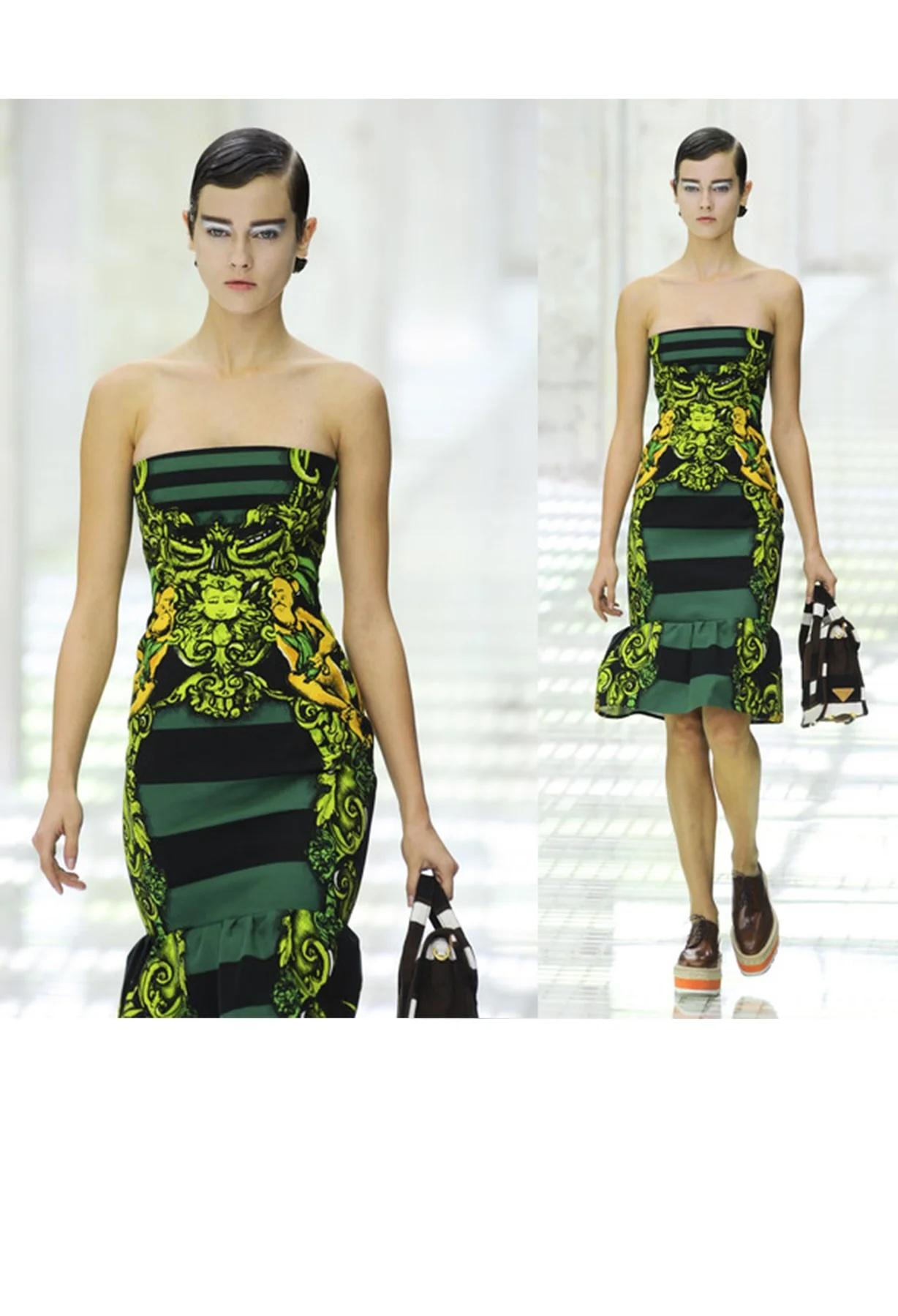  Frühjahr/Sommer 2011 Prada Trägerloses Kleid mit grünen und schwarzen Streifen und Cherubdruck  Damen im Angebot