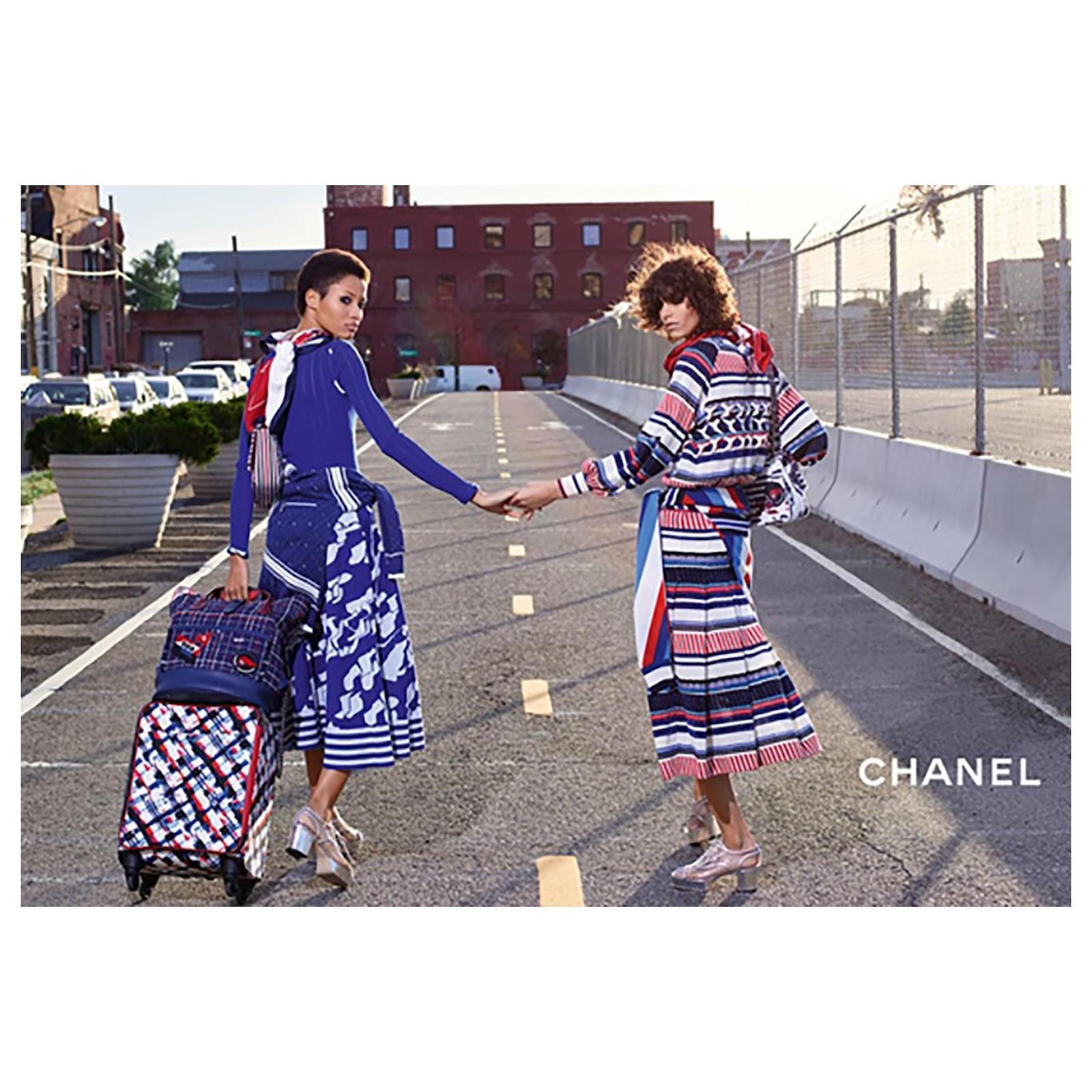 CAMPAÑA PUBLICITARIA CHANEL Primavera/Verano 2016 ''Aeropuerto'' VESTIDO AZUL IT 38 4