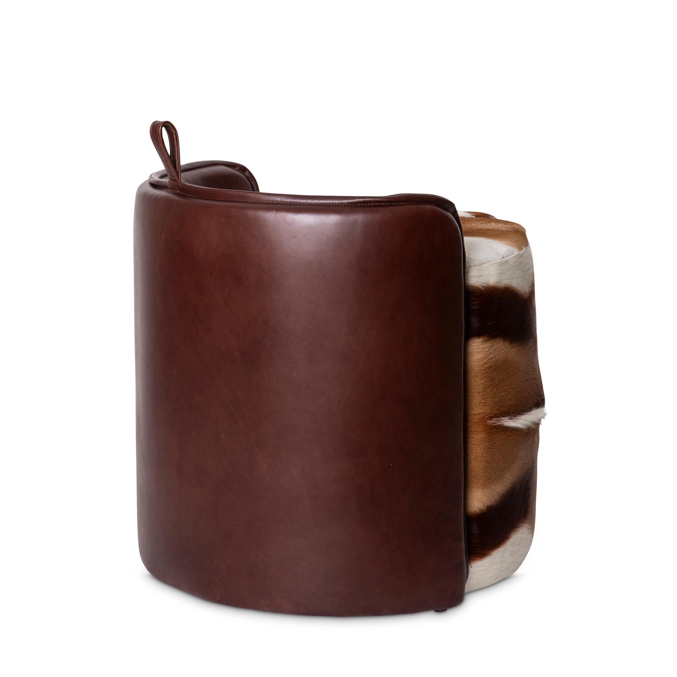 Springbok Hide & Leather Stool In New Condition For Sale In New York, NY