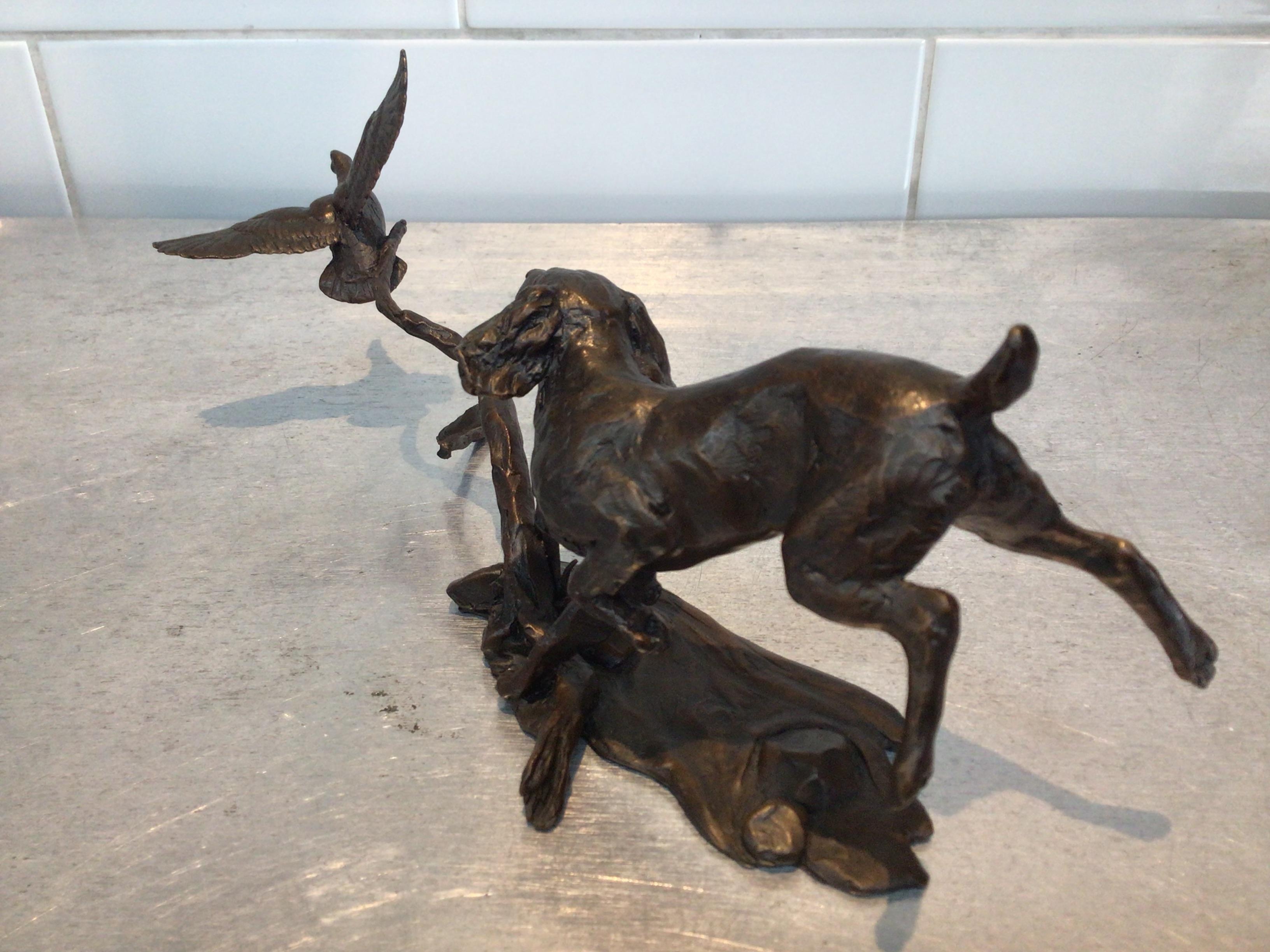 Springer Spaniel e anatra Michael Simpson Scultura in bronzo firmata in edizione limitata In condizioni ottime in vendita a Sherborne, GB