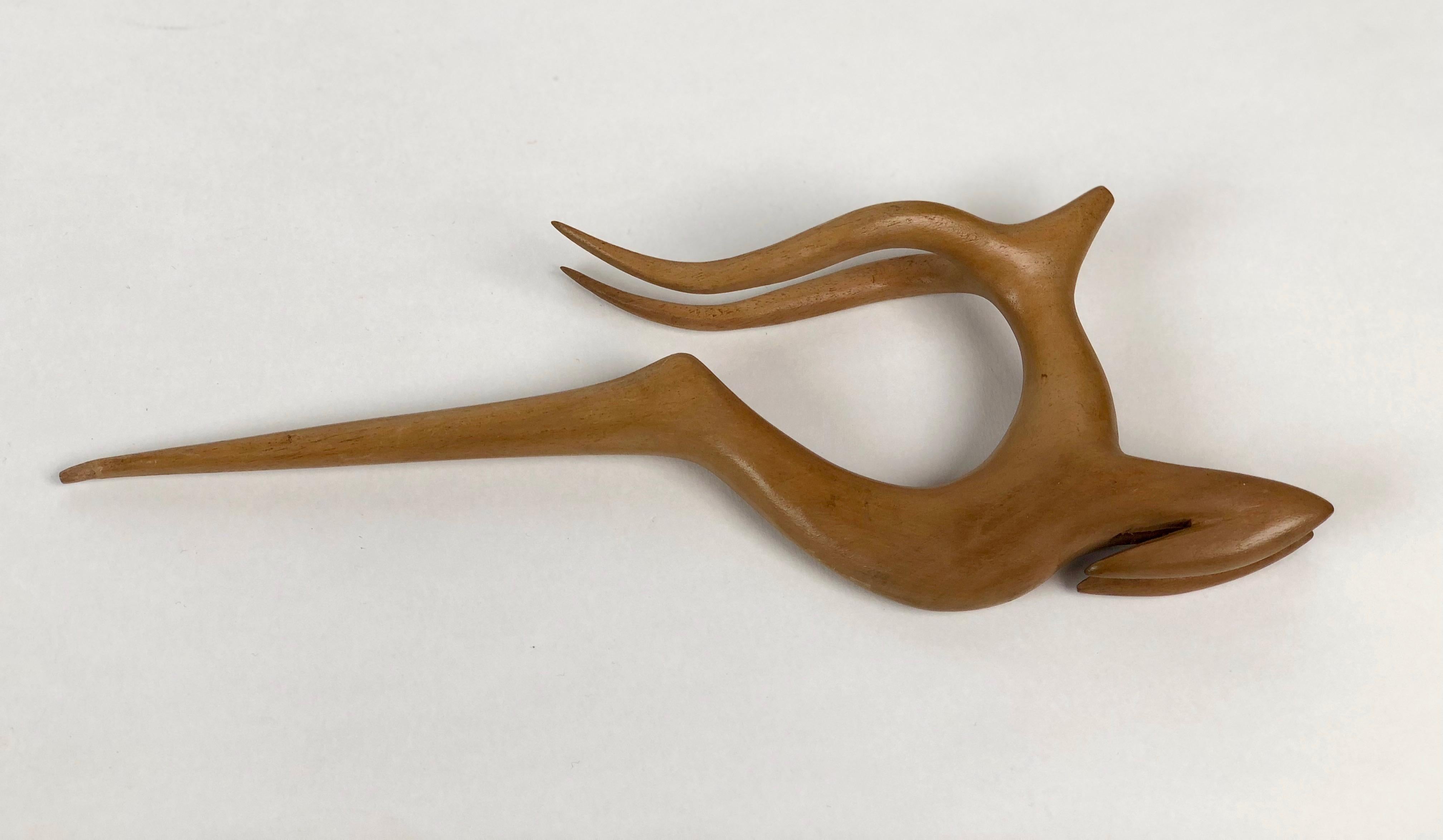Autrichien Gazelle à ressort Sculpture en bois par Hagenauer Werkstätte Wien