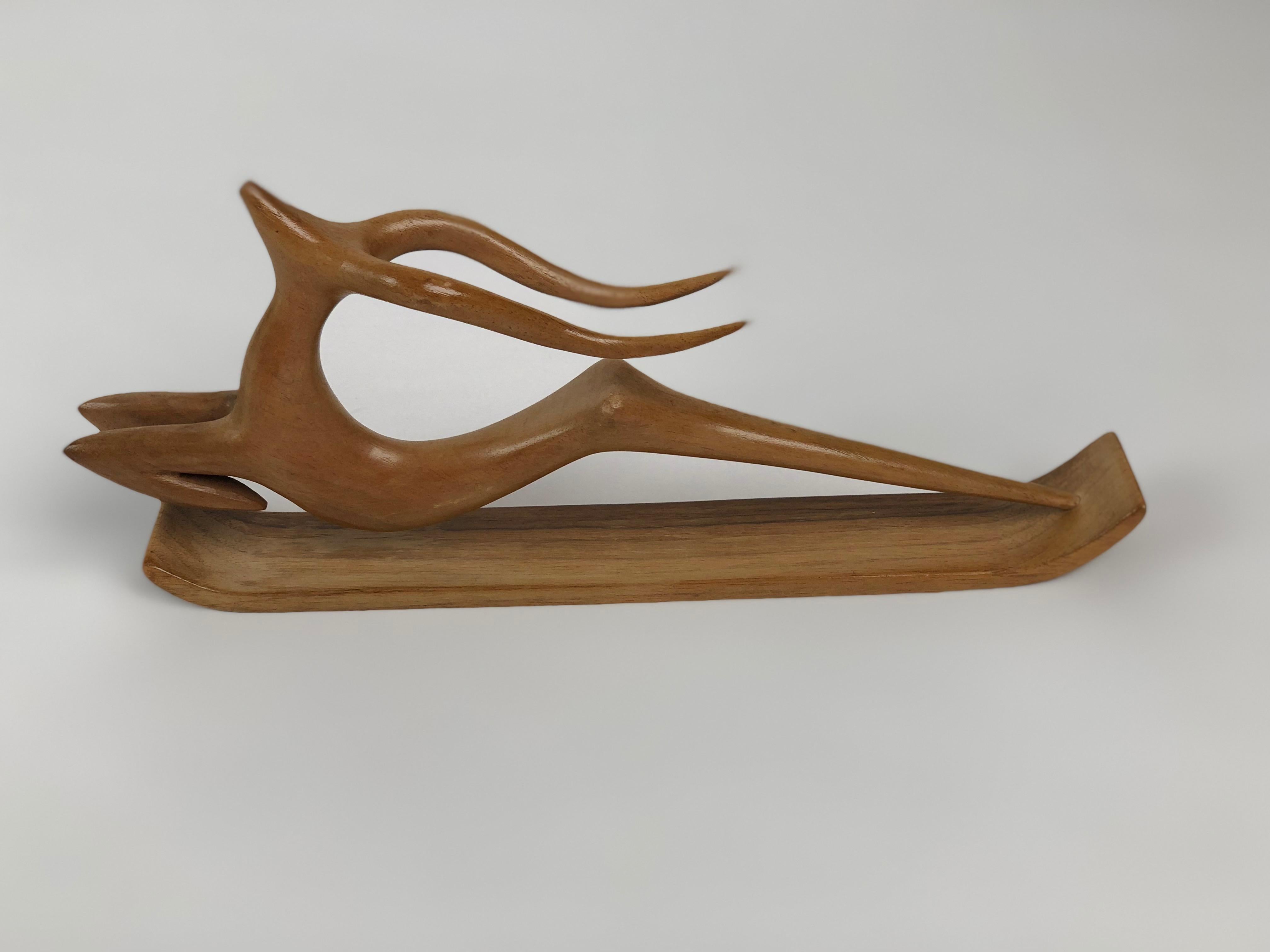 Springing Gazelle Sculpture in Wood by Hagenauer Werkstätte Wien In Excellent Condition In Vienna, Austria