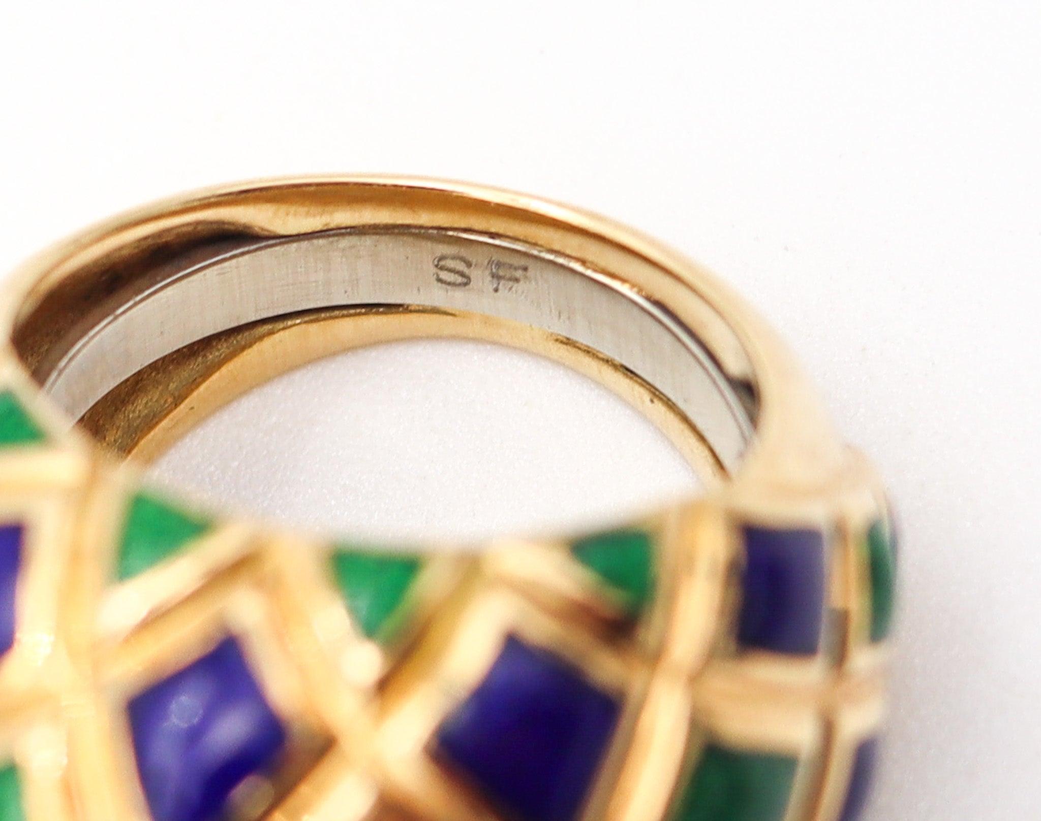 Spritzer & Fuhrmann 1960 Bague cocktail émaillée en or jaune massif 18Kt Excellent état - En vente à Miami, FL