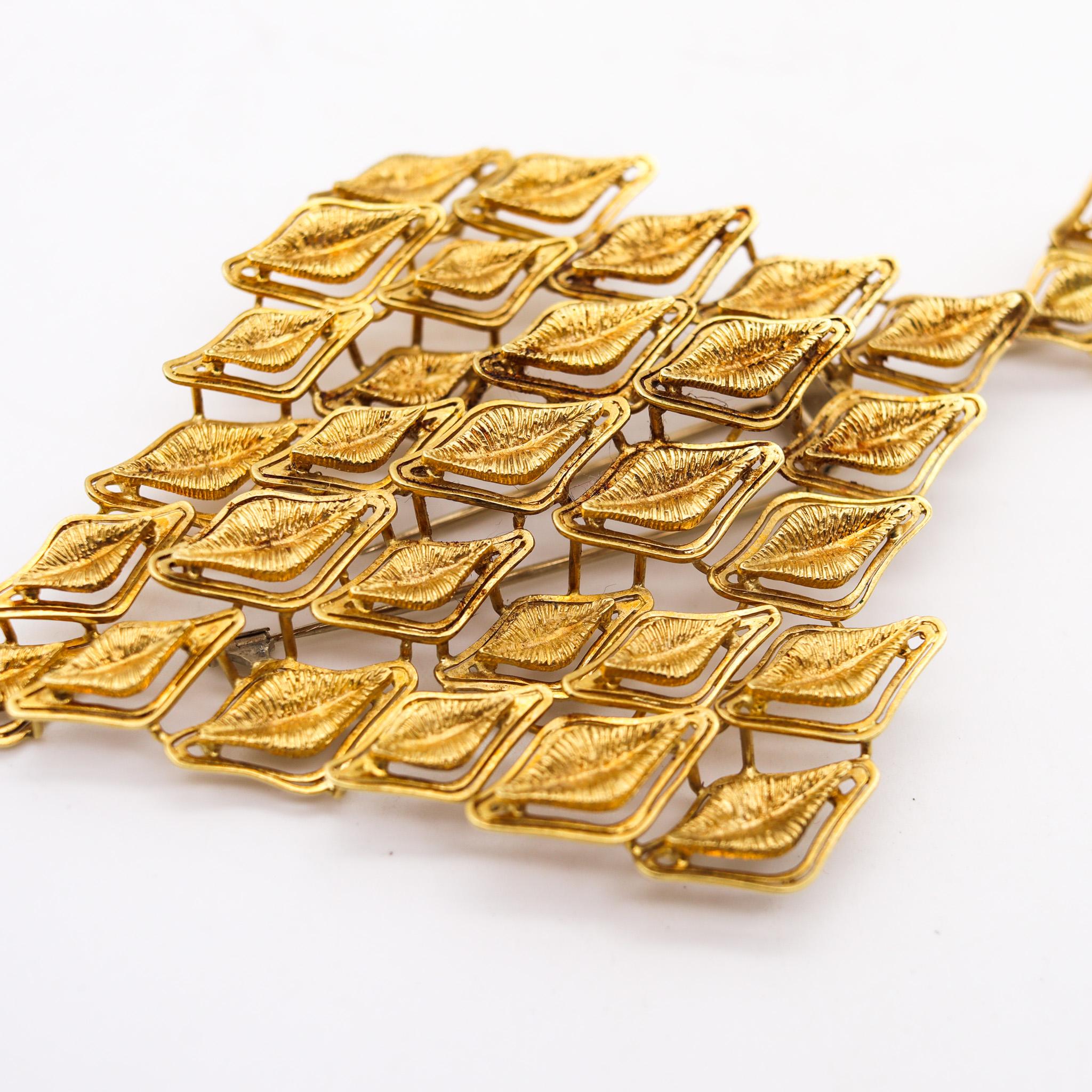 Spritzer & Furhmann 1960 Retro Modernist Large Pendant In Solid 18Kt Yellow Gold In Excellent Condition In Miami, FL