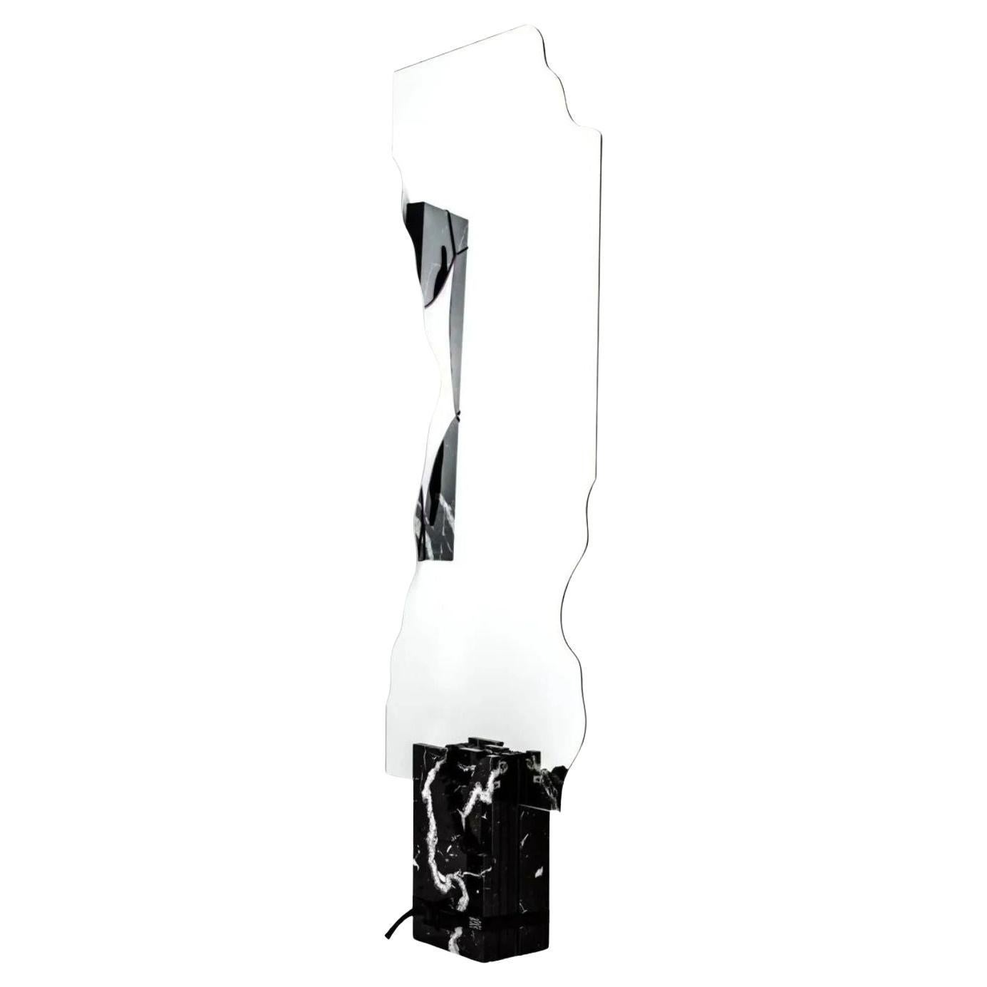 Sprofondo Spiegel - Nero Marquina Zeitgenössischer Spiegel aus Marmor von Sfero Design
