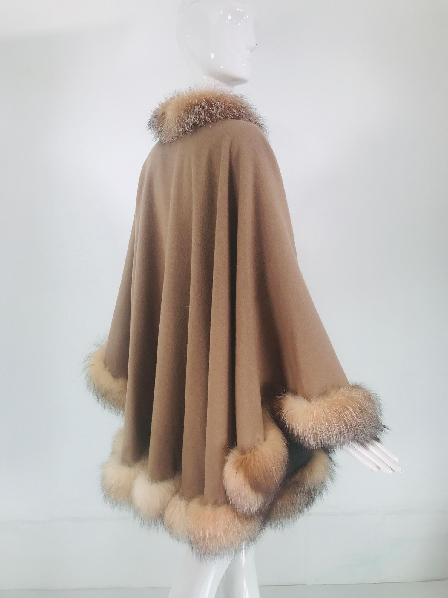 Sprung Freres Paris Red Fox Wool/Cashmere Reversible Cape Grey/Camel Tan OS 1